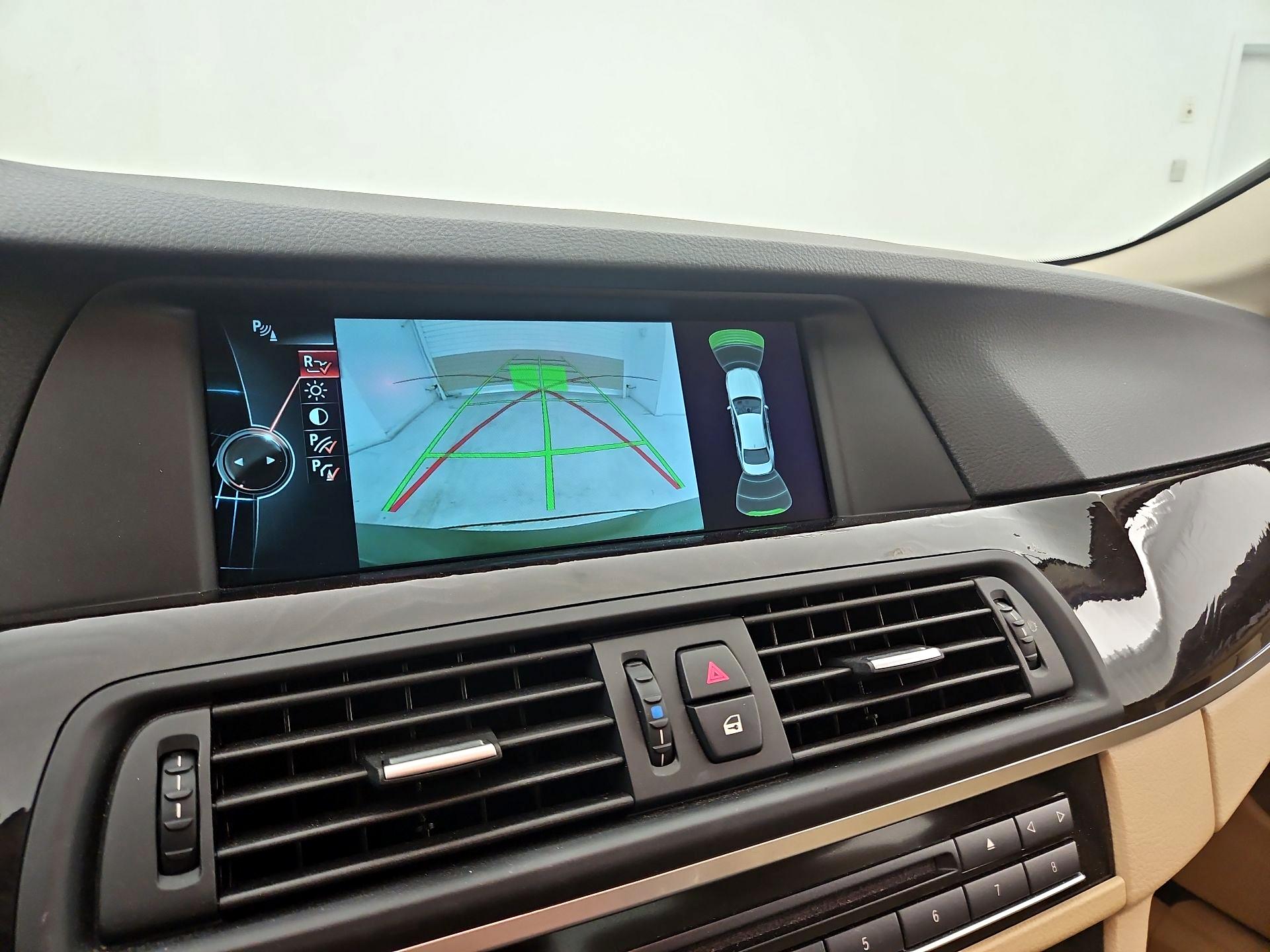 Thumbnail: 2013 BMW 5 Series - 14