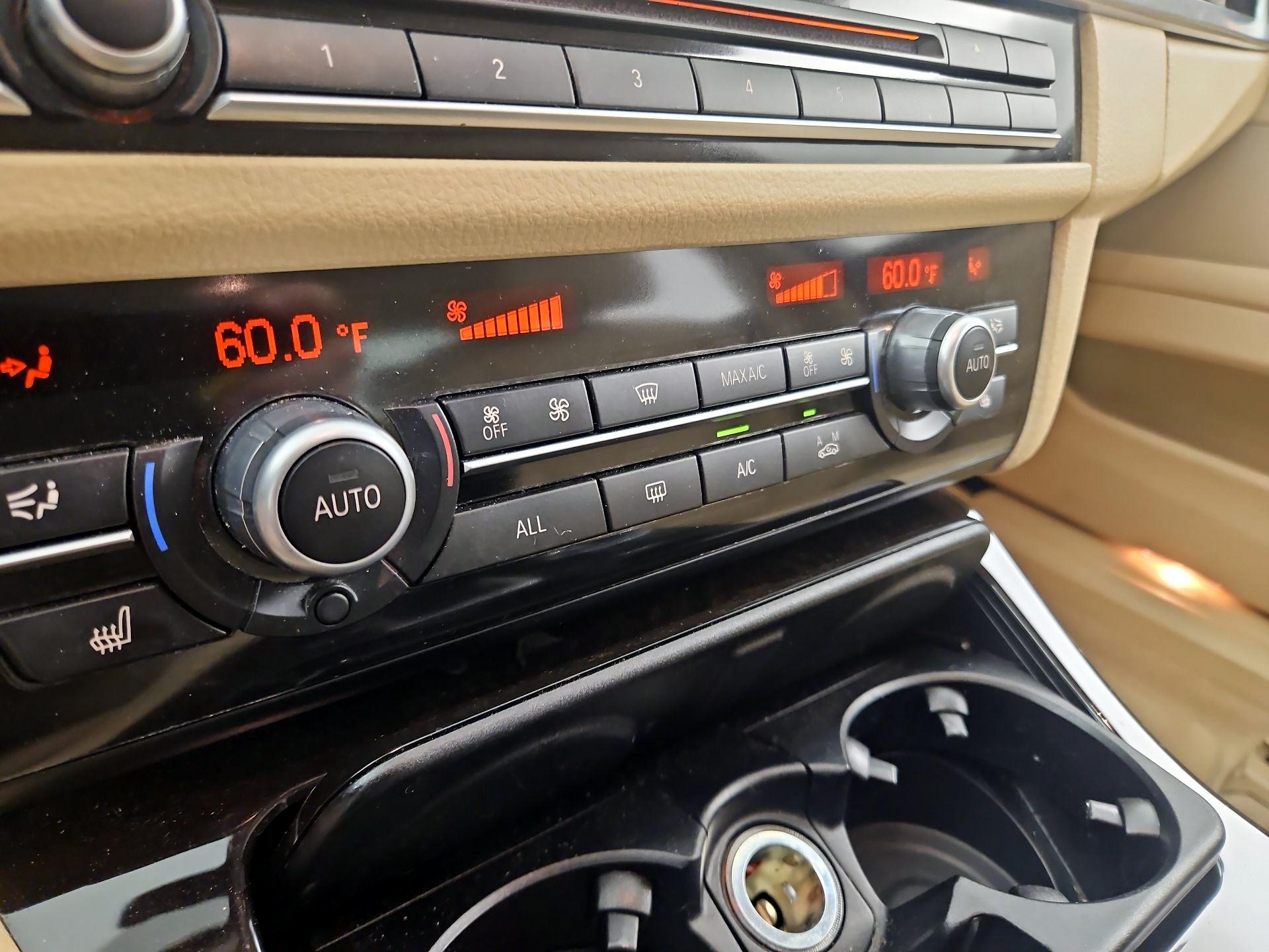 Thumbnail: 2013 BMW 5 Series - 16