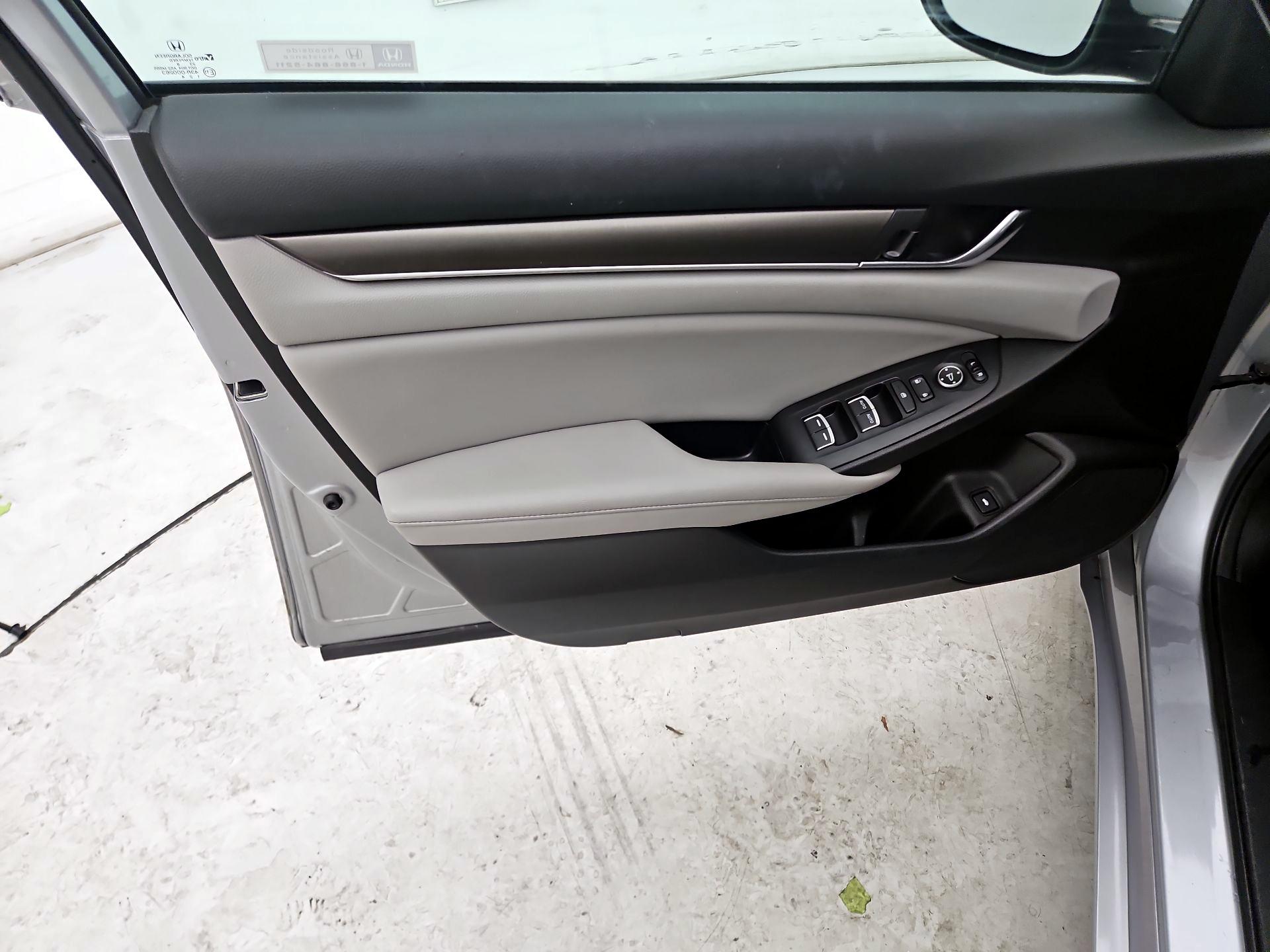 Thumbnail: 2019 Honda Accord - 12