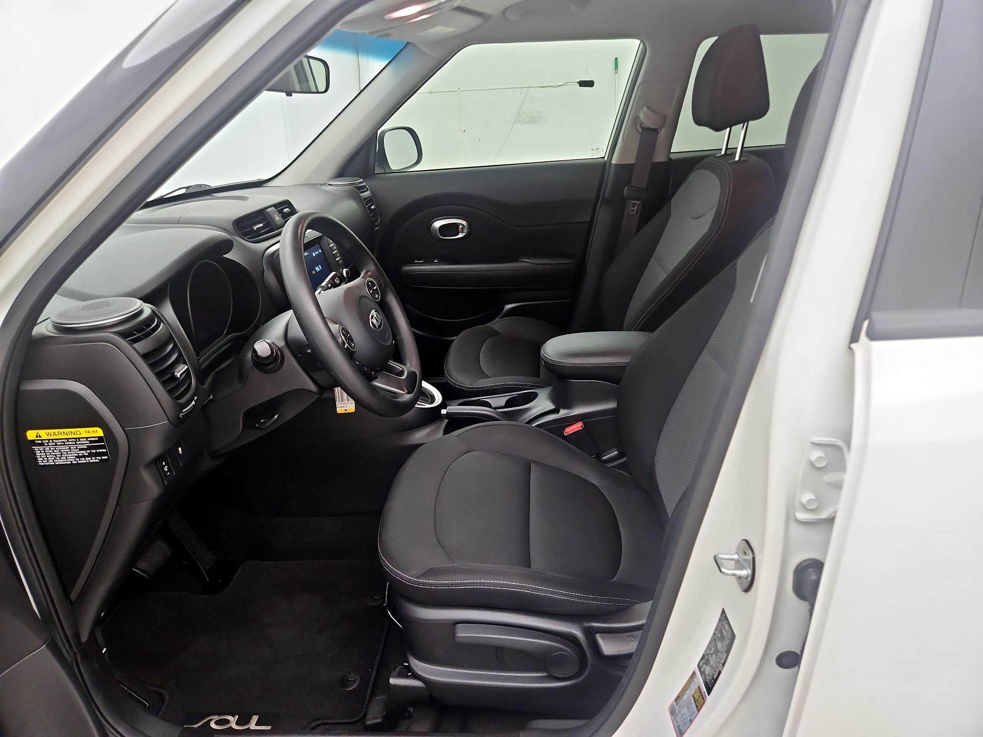 Thumbnail: 2019 Kia Soul - 11