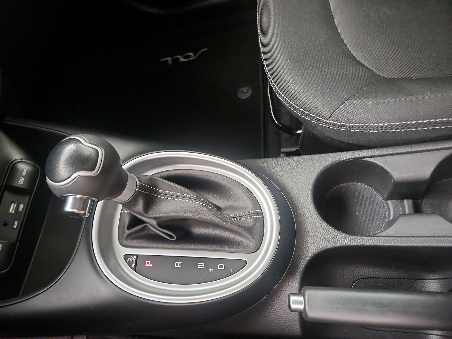 Thumbnail: 2019 Kia Soul - 17