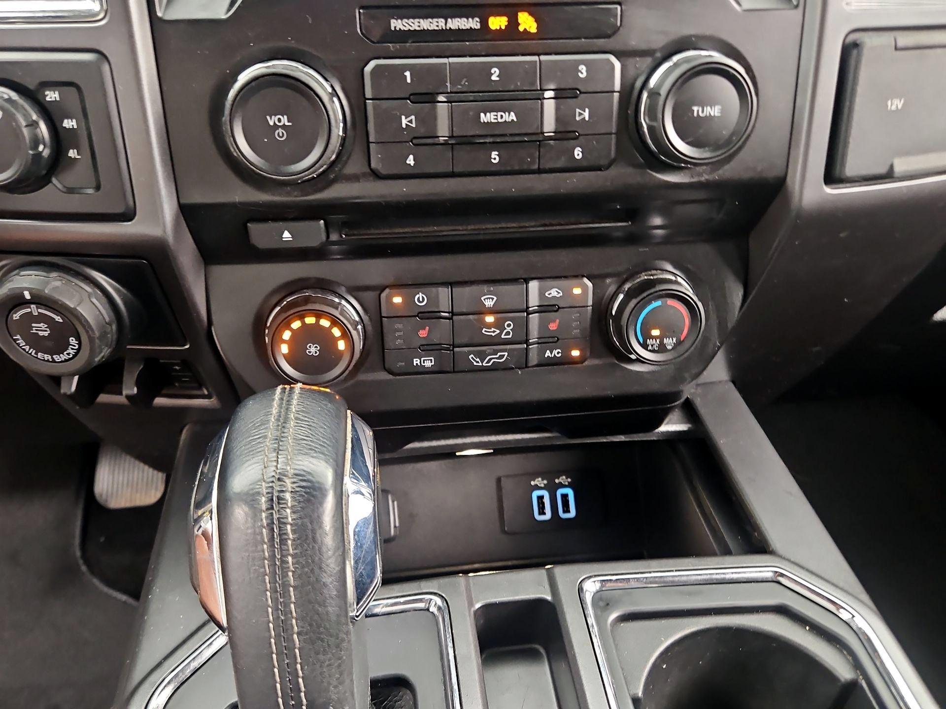 Thumbnail: 2016 Ford F-150 - 16