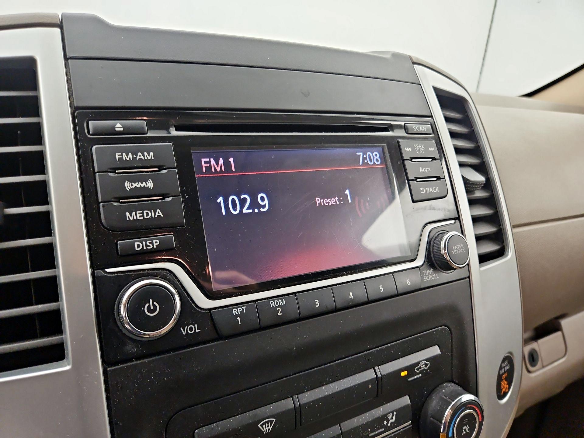 Thumbnail: 2016 Nissan Frontier - 14