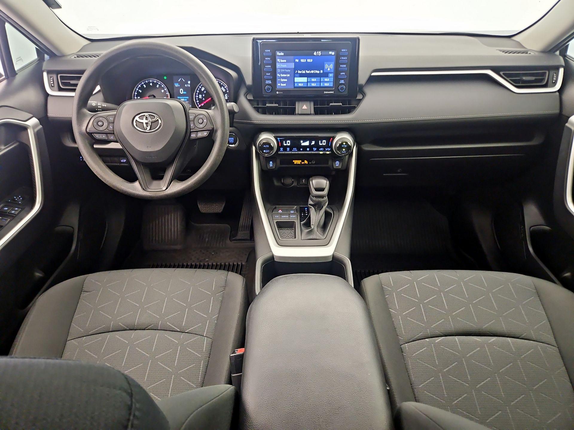 Thumbnail: 2022 Toyota RAV4 - 9