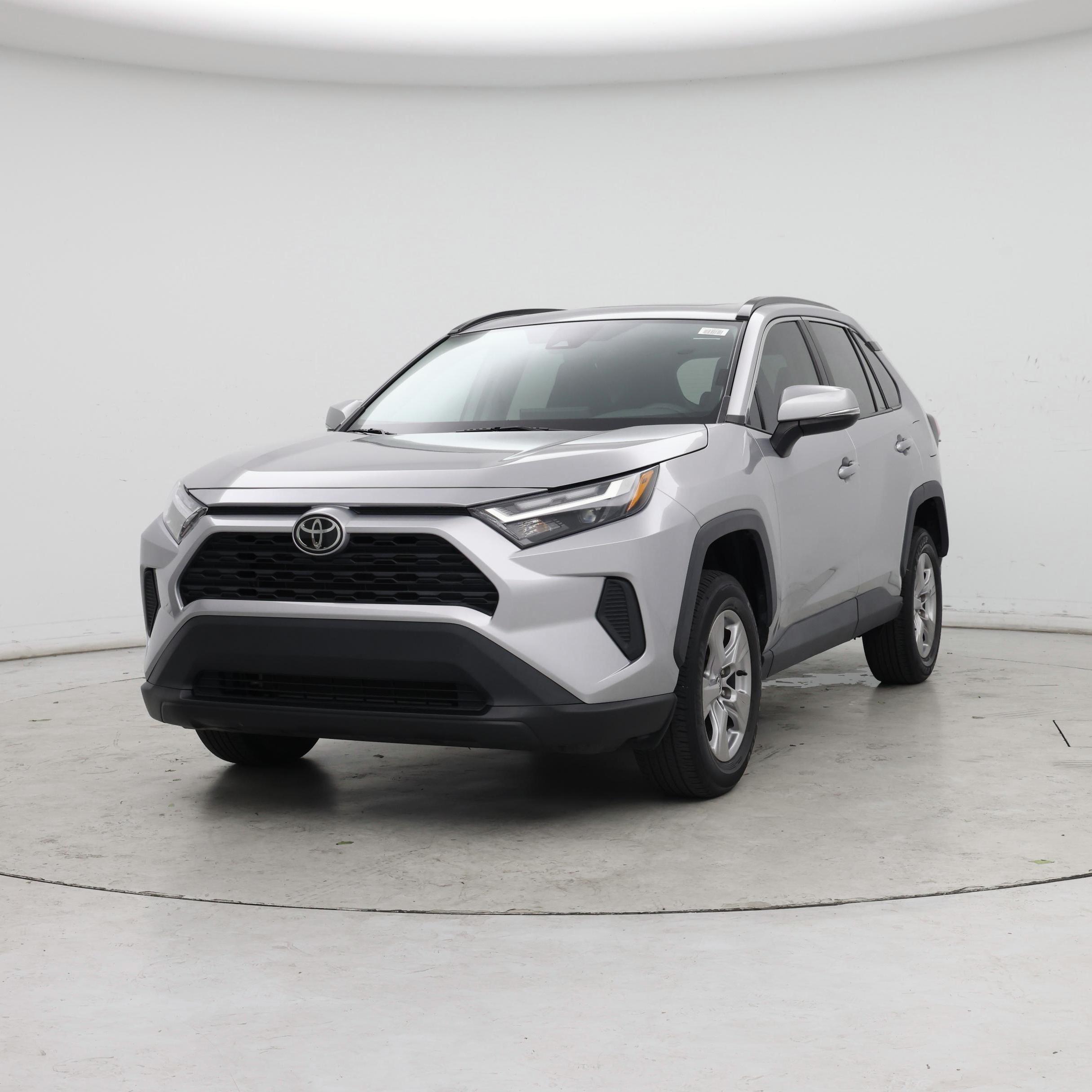 Thumbnail: 2022 Toyota RAV4 - 4
