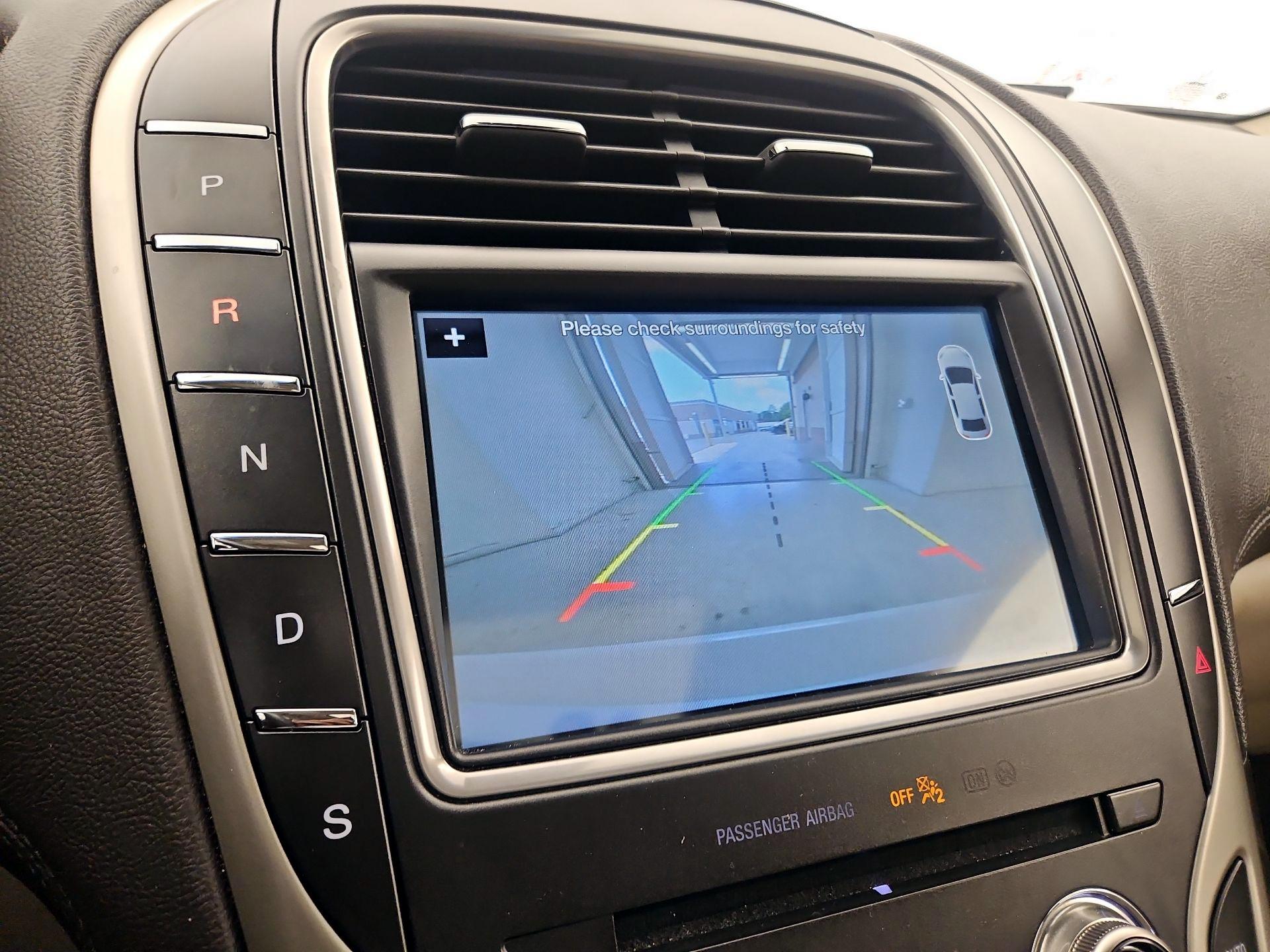Thumbnail: 2018 Lincoln MKX - 15