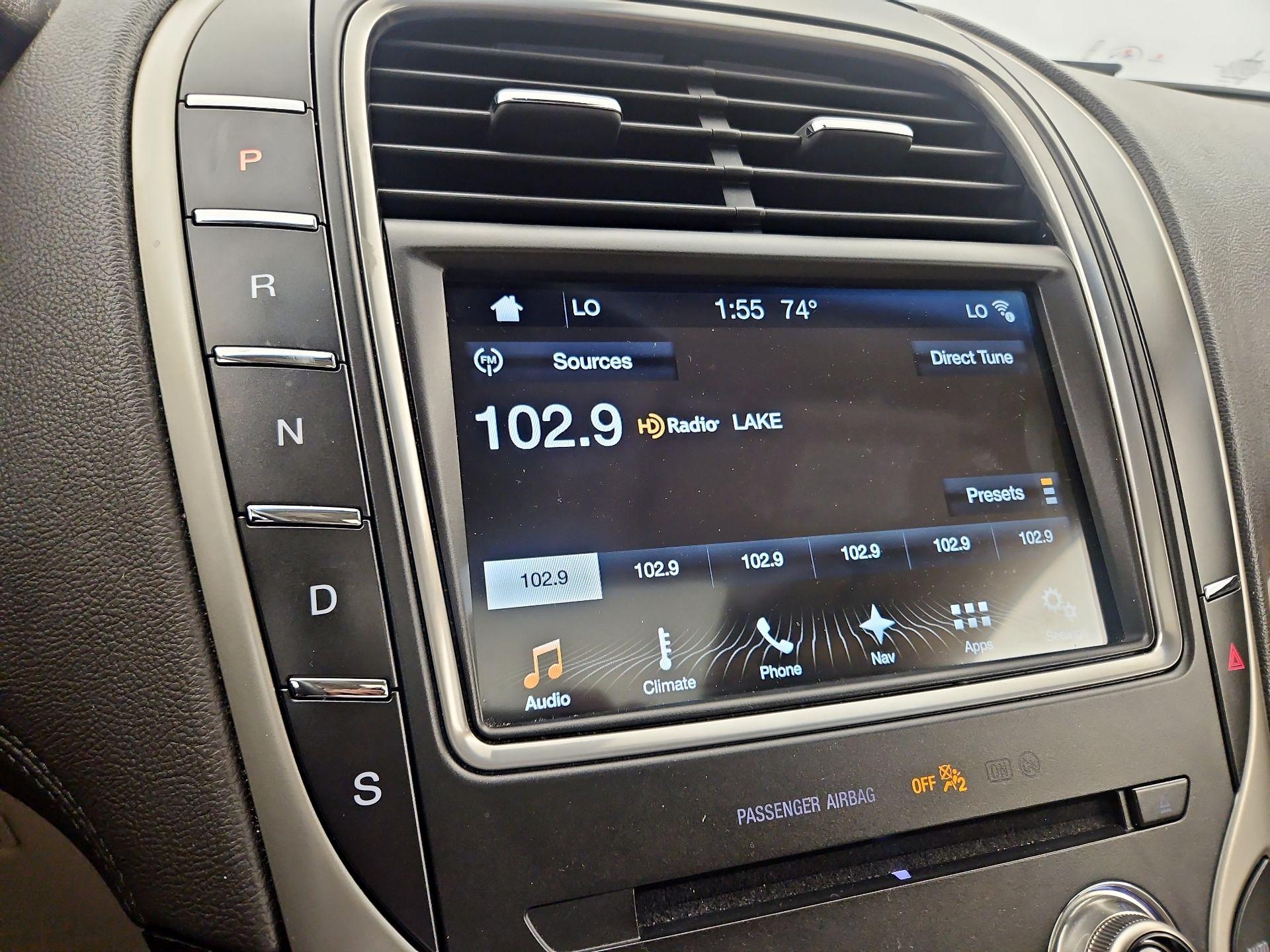 Thumbnail: 2018 Lincoln MKX - 16