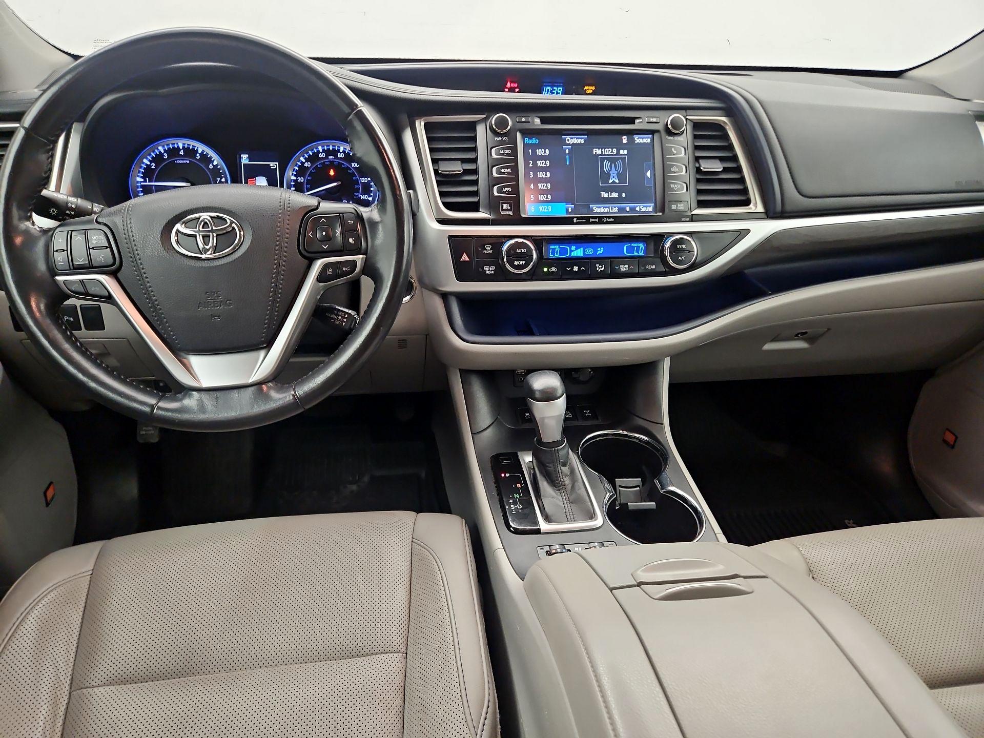 Thumbnail: 2018 Toyota Highlander - 9