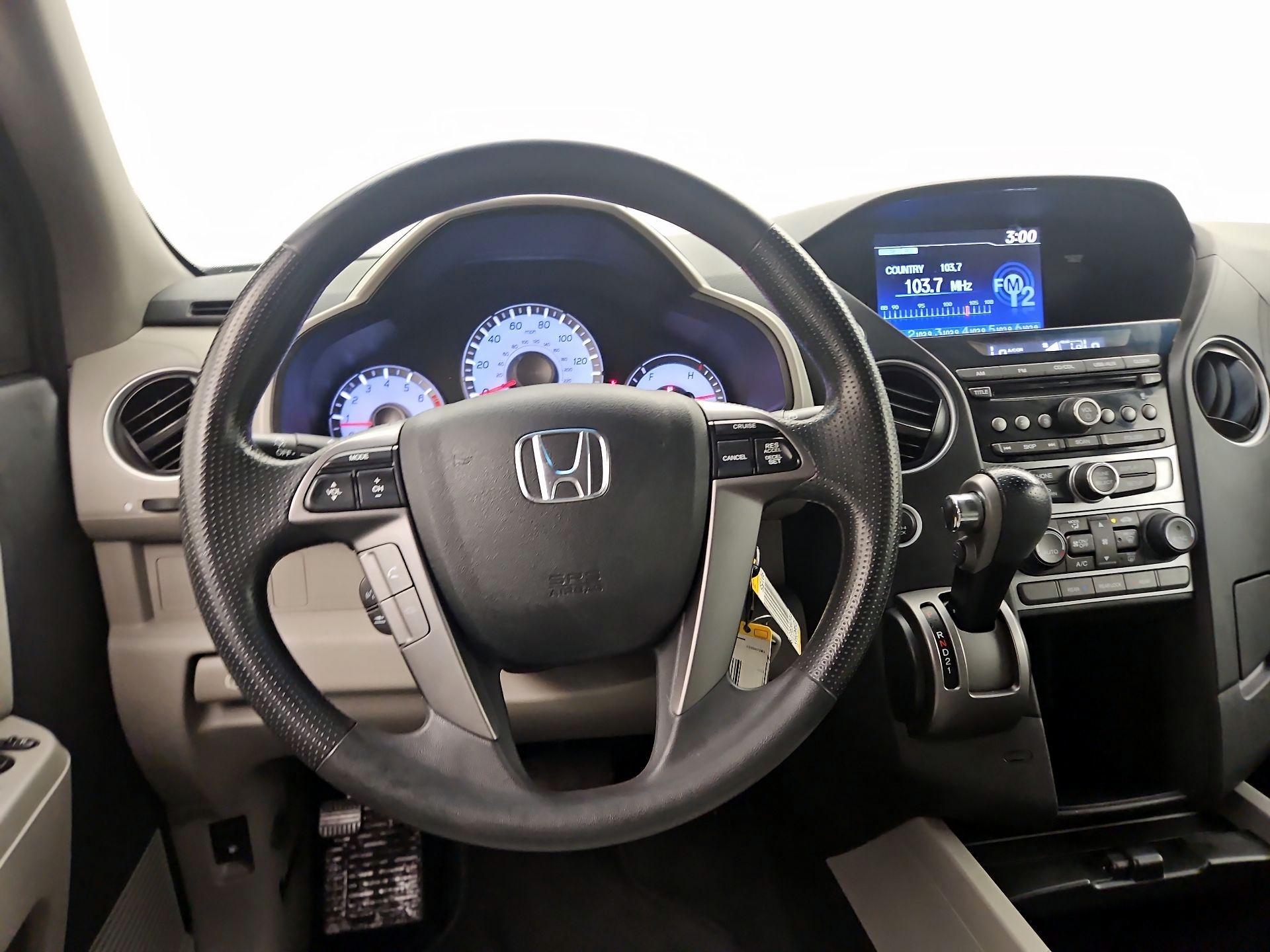 Thumbnail: 2015 Honda Pilot - 10