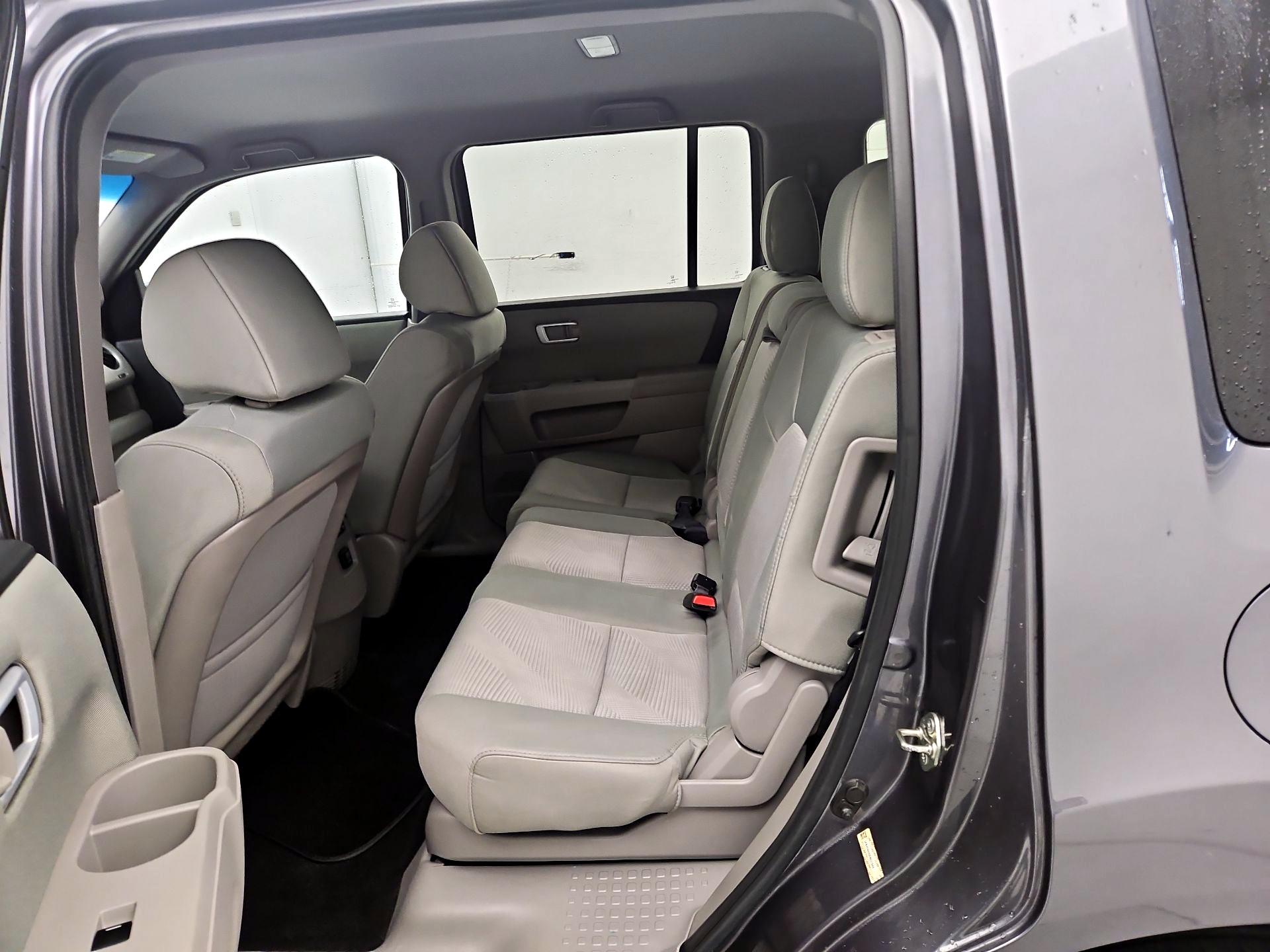 Thumbnail: 2015 Honda Pilot - 19