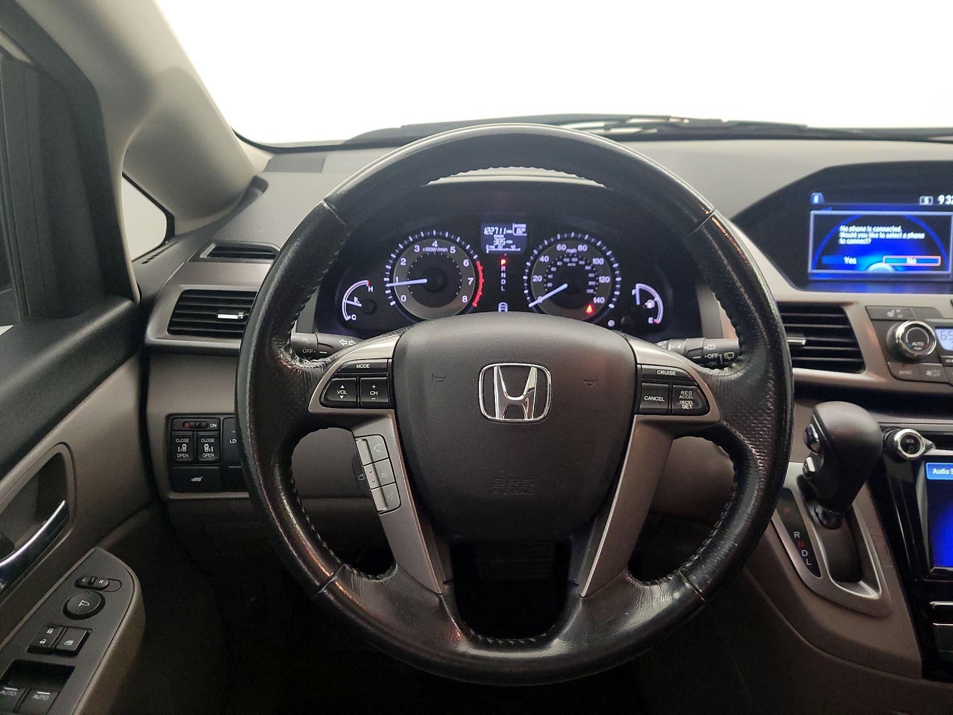 Thumbnail: 2016 Honda Odyssey - 10