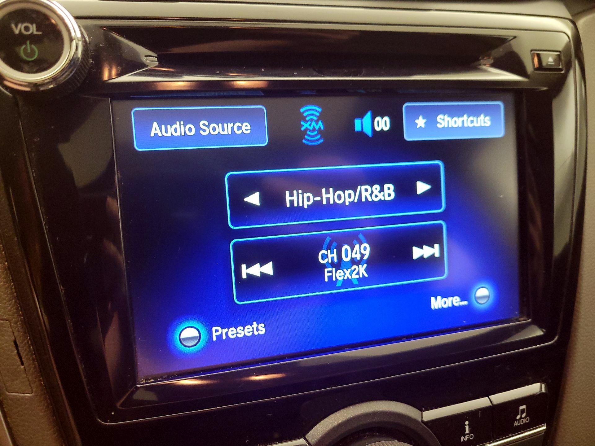 Thumbnail: 2016 Honda Odyssey - 15