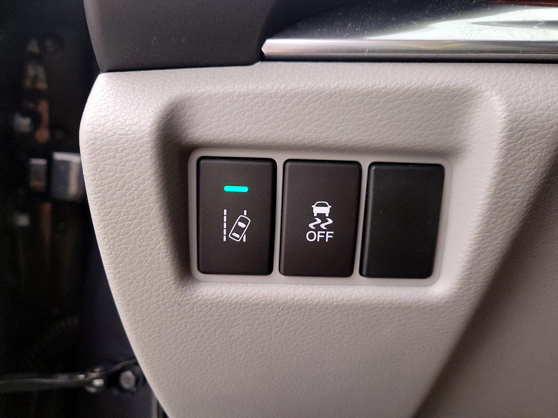 Thumbnail: 2016 Acura MDX - 13