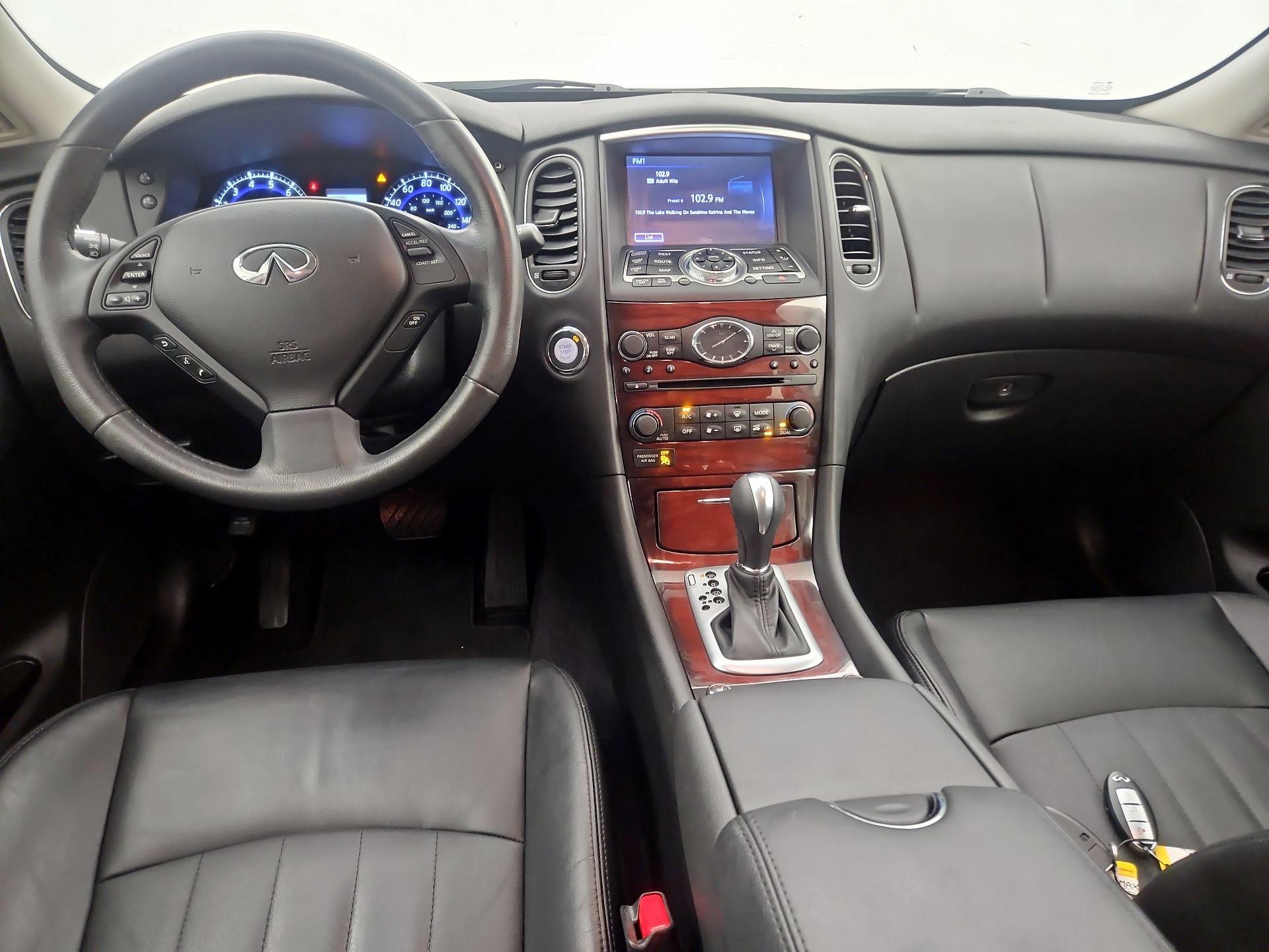 Thumbnail: 2016 INFINITI QX50 - 9