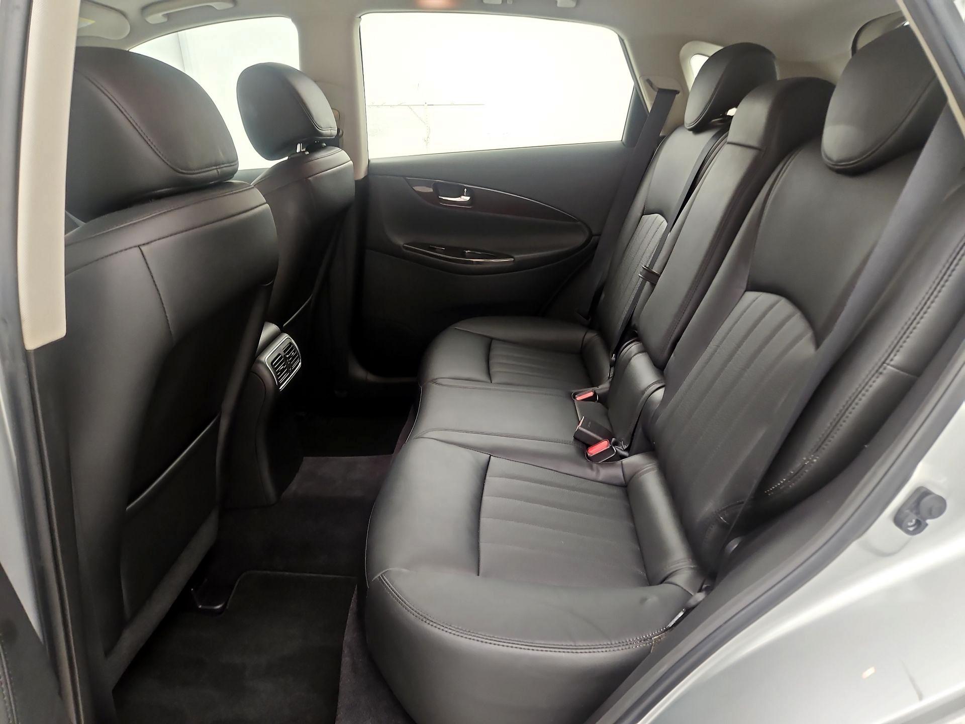 Thumbnail: 2016 INFINITI QX50 - 19