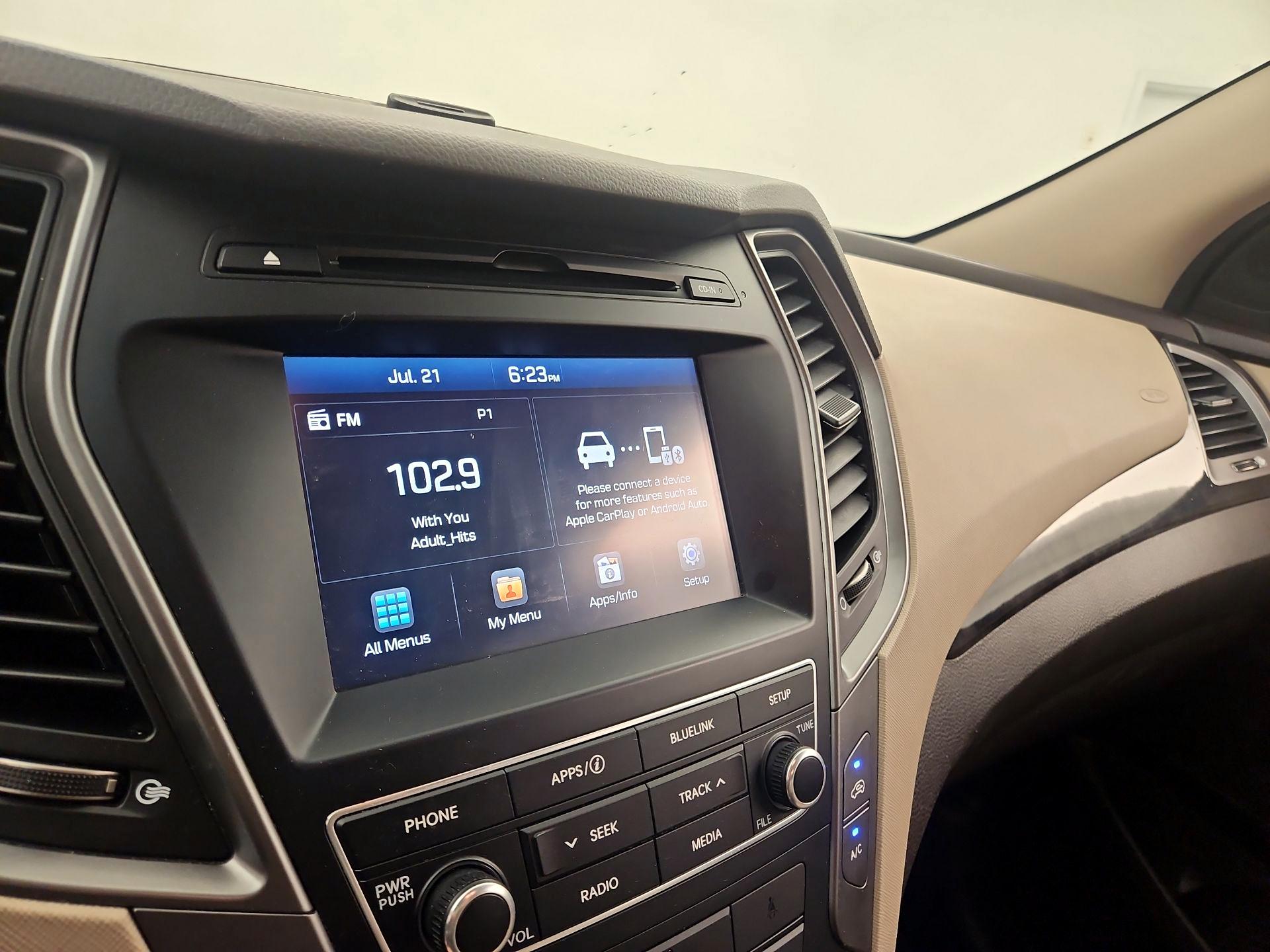 Thumbnail: 2017 Hyundai Santa Fe - 15