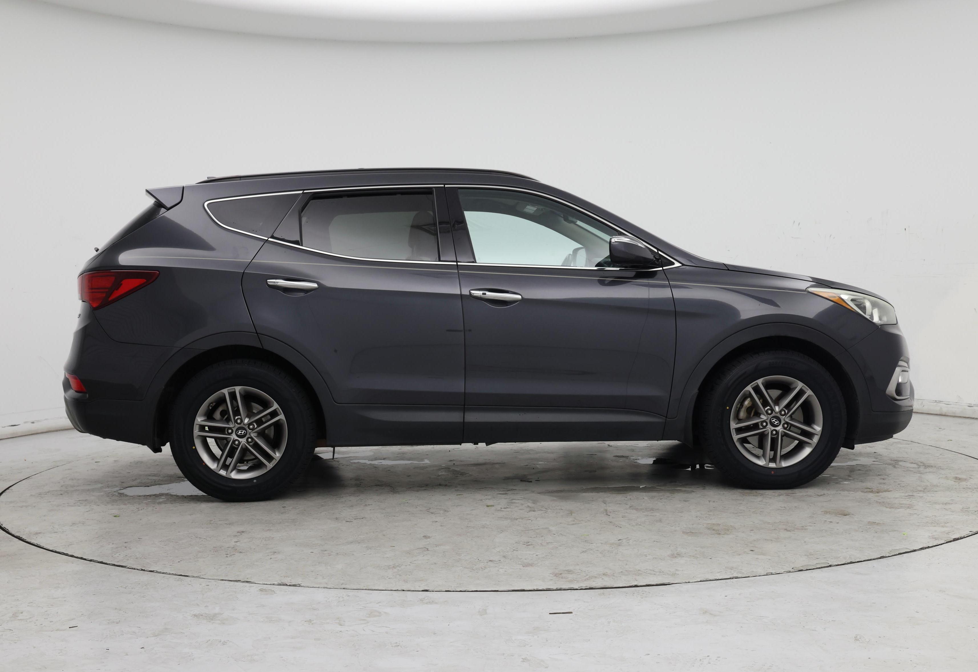 Thumbnail: 2017 Hyundai Santa Fe - 7