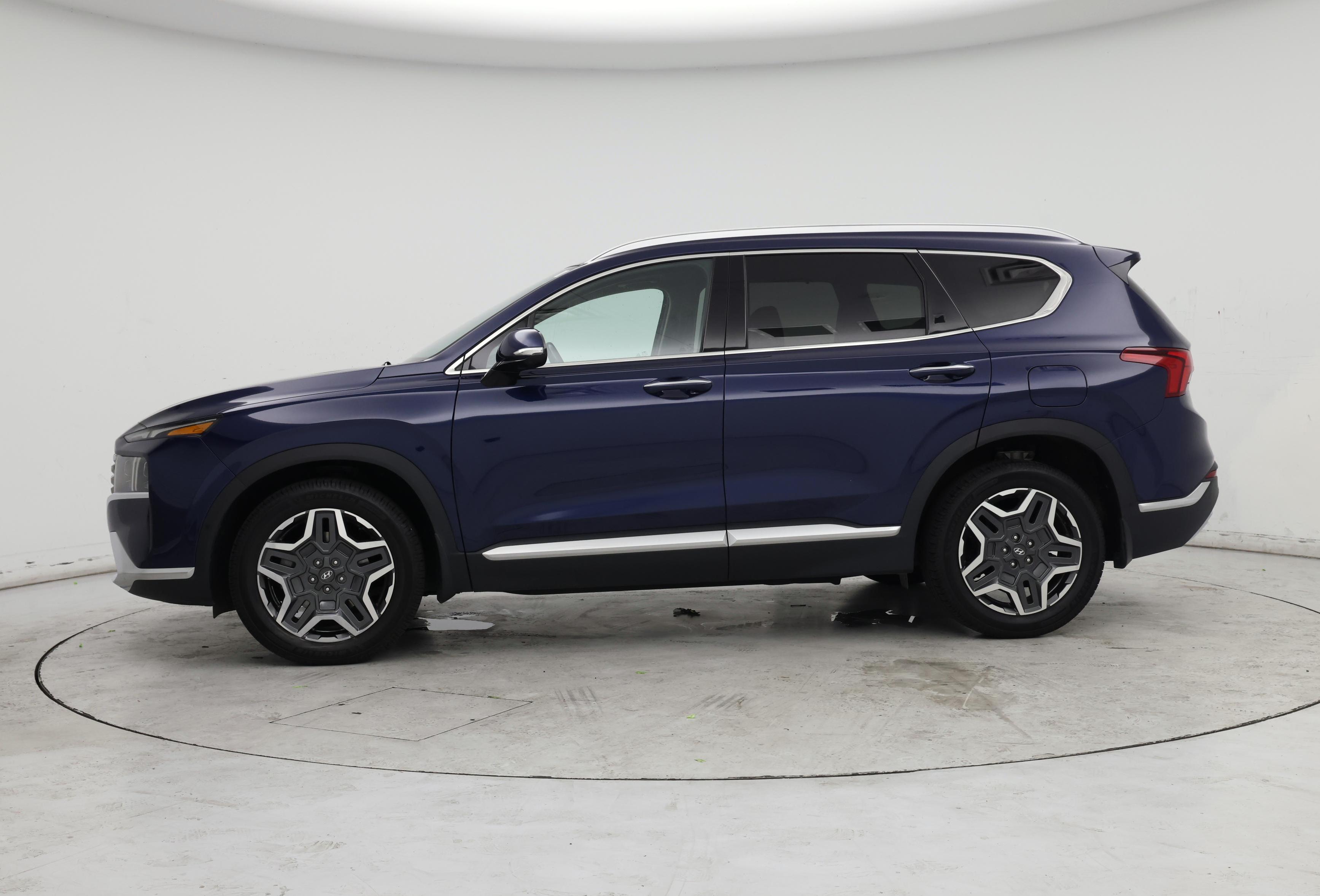Thumbnail: 2022 Hyundai Santa Fe - 3