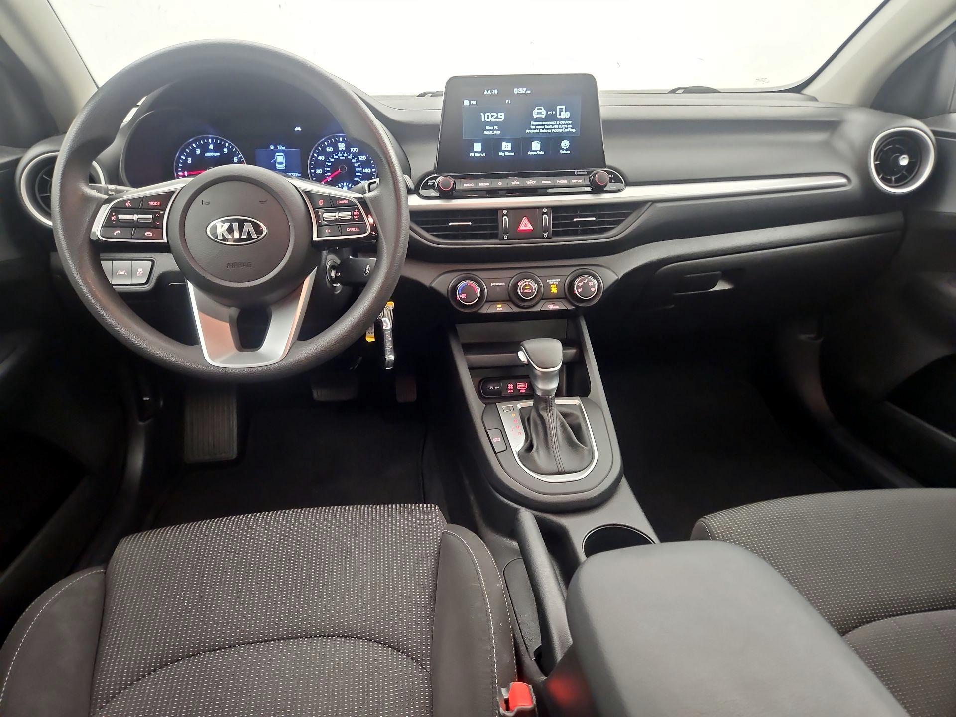 Thumbnail: 2021 Kia Forte - 9