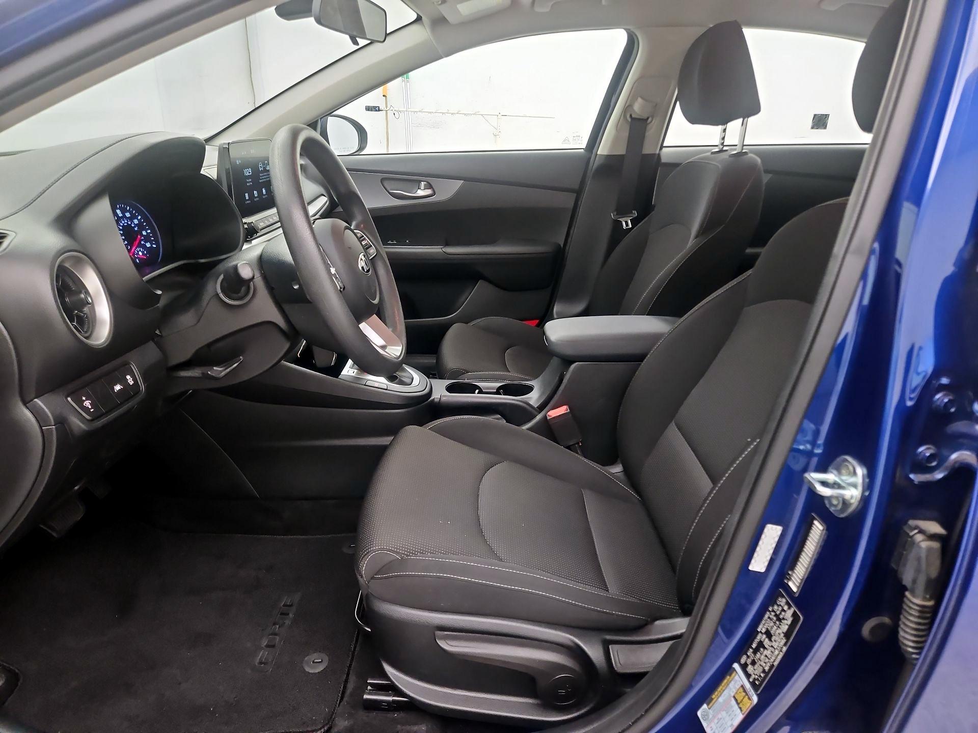 Thumbnail: 2021 Kia Forte - 11