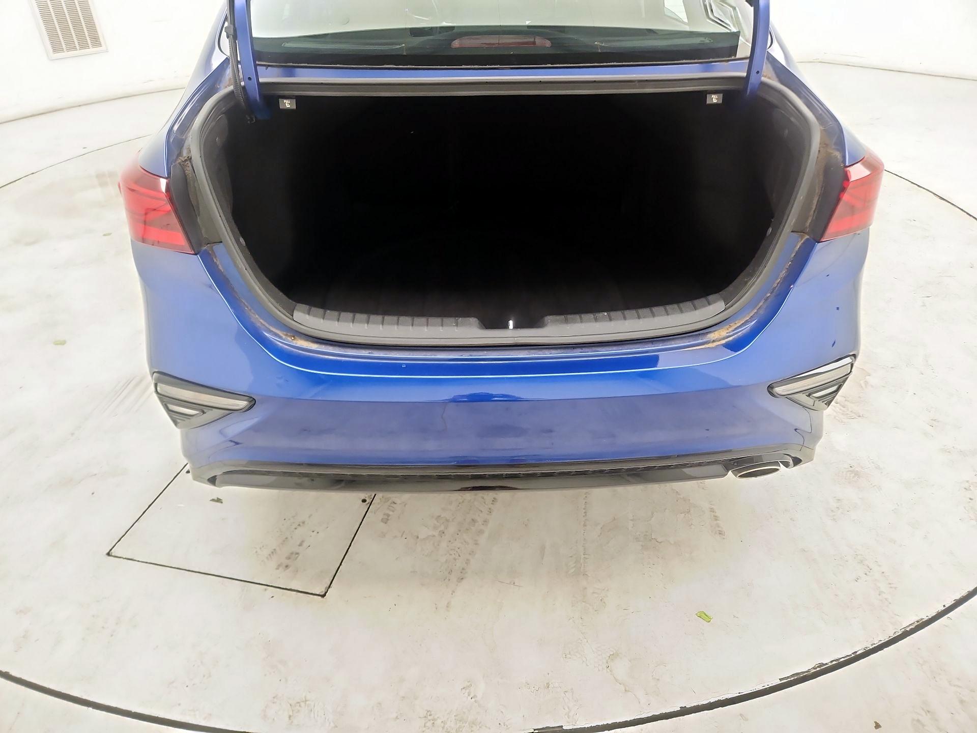 Thumbnail: 2021 Kia Forte - 20
