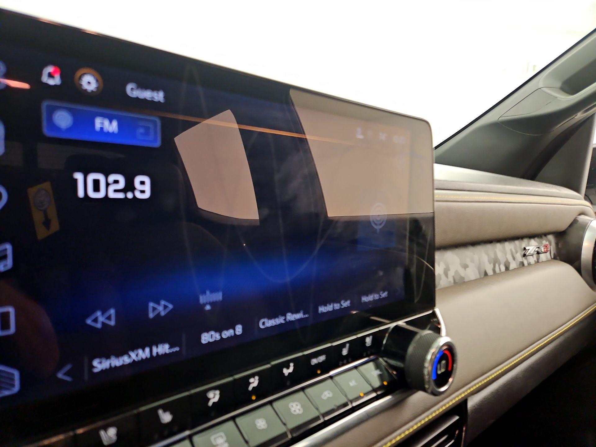 Thumbnail: 2024 Chevrolet Colorado - 15