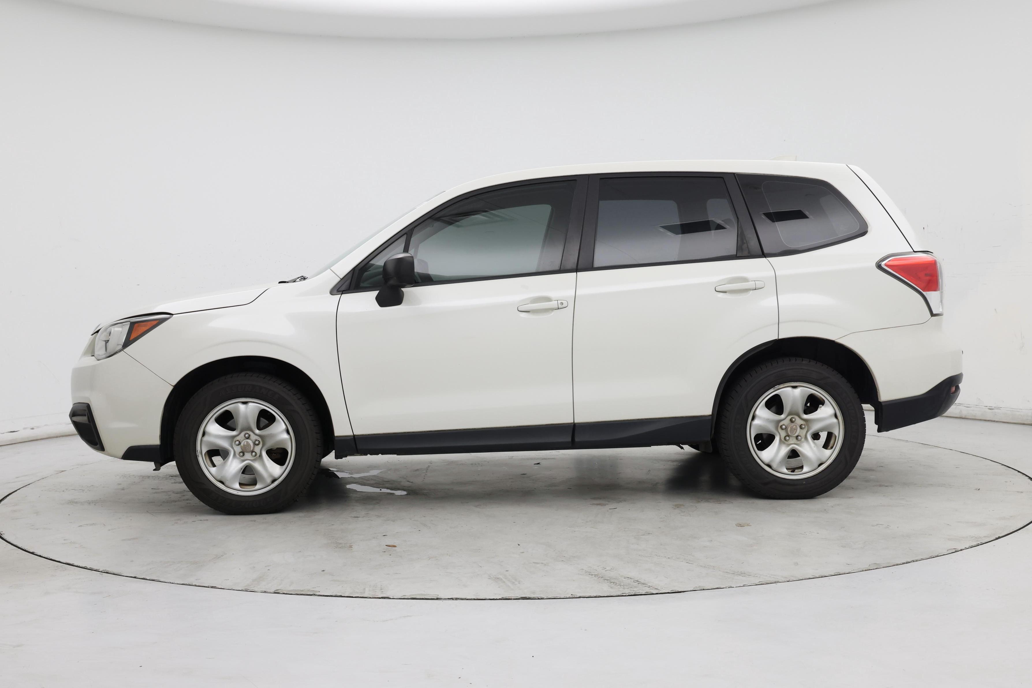 Thumbnail: 2018 Subaru Forester - 3