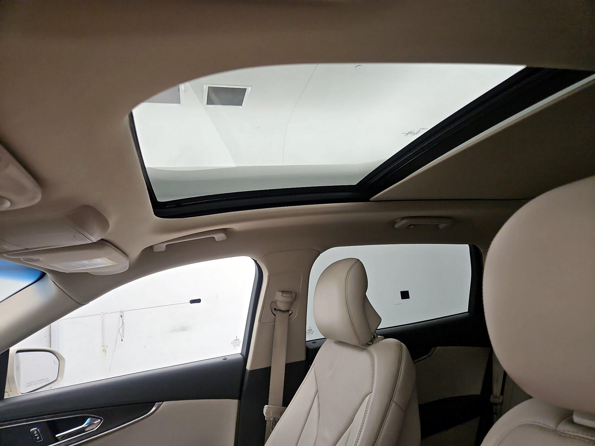 Thumbnail: 2016 Lincoln MKX - 20