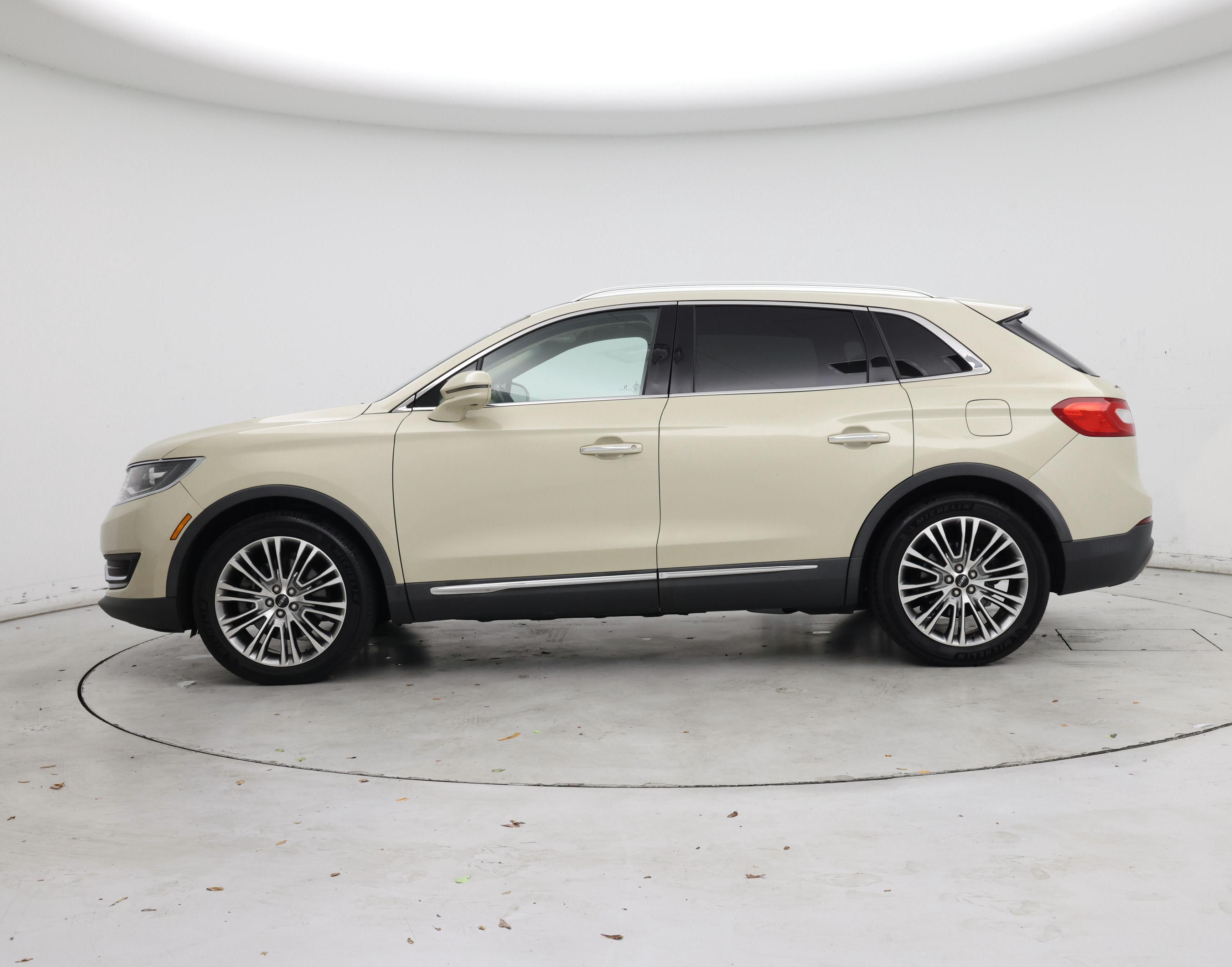 Thumbnail: 2016 Lincoln MKX - 3