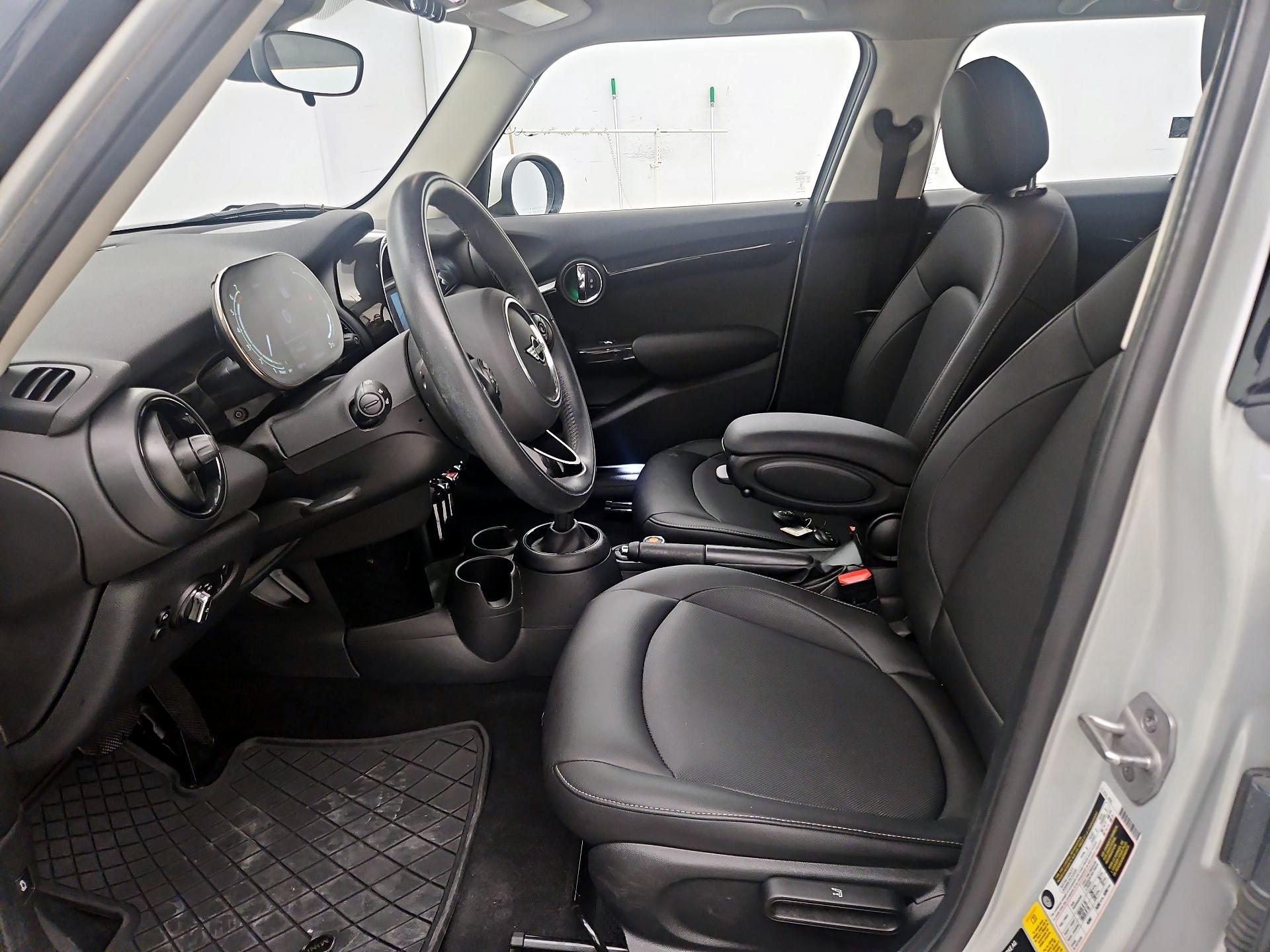Thumbnail: 2021 MINI Cooper Hardtop - 11
