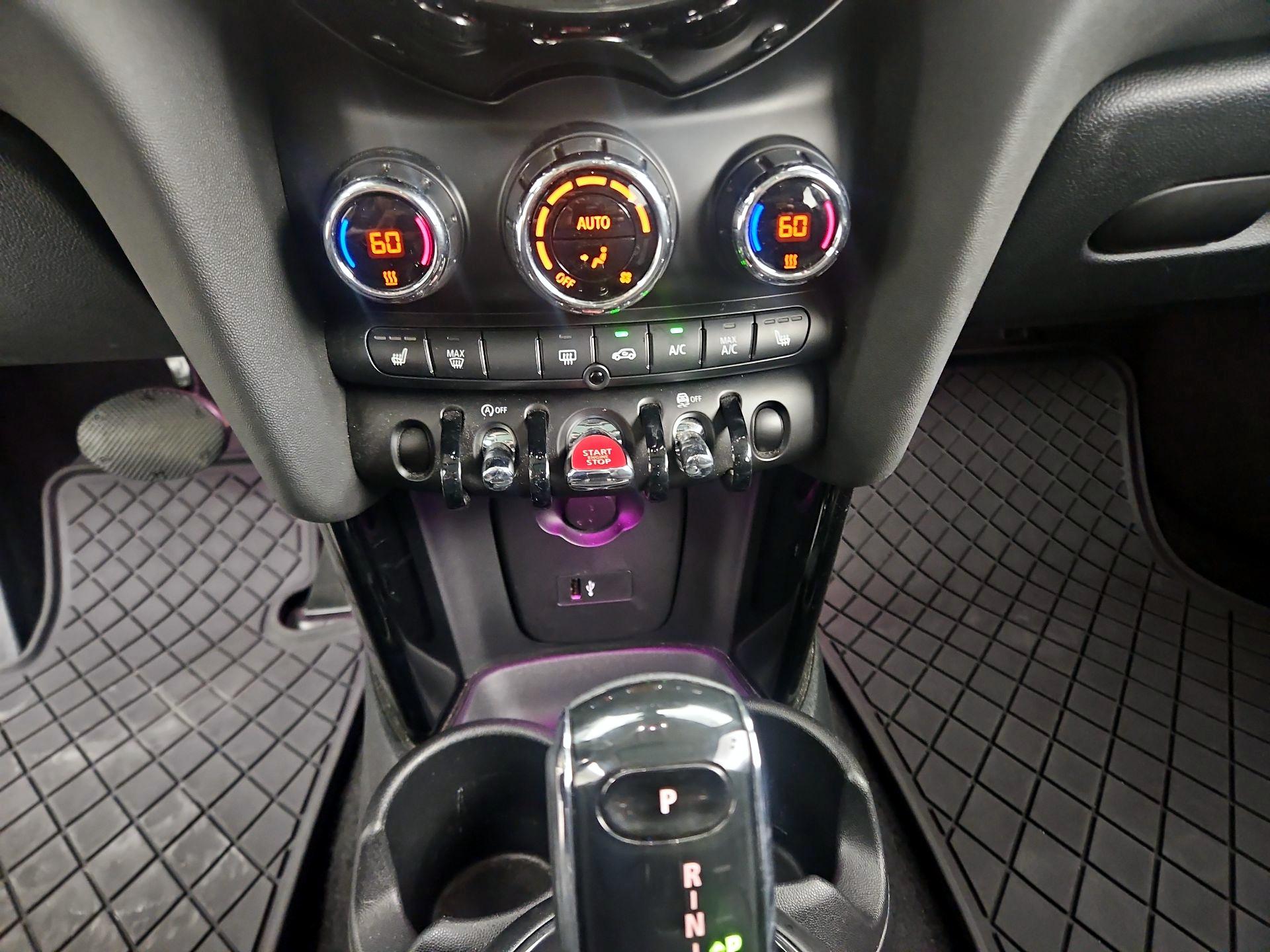 Thumbnail: 2021 MINI Cooper Hardtop - 16