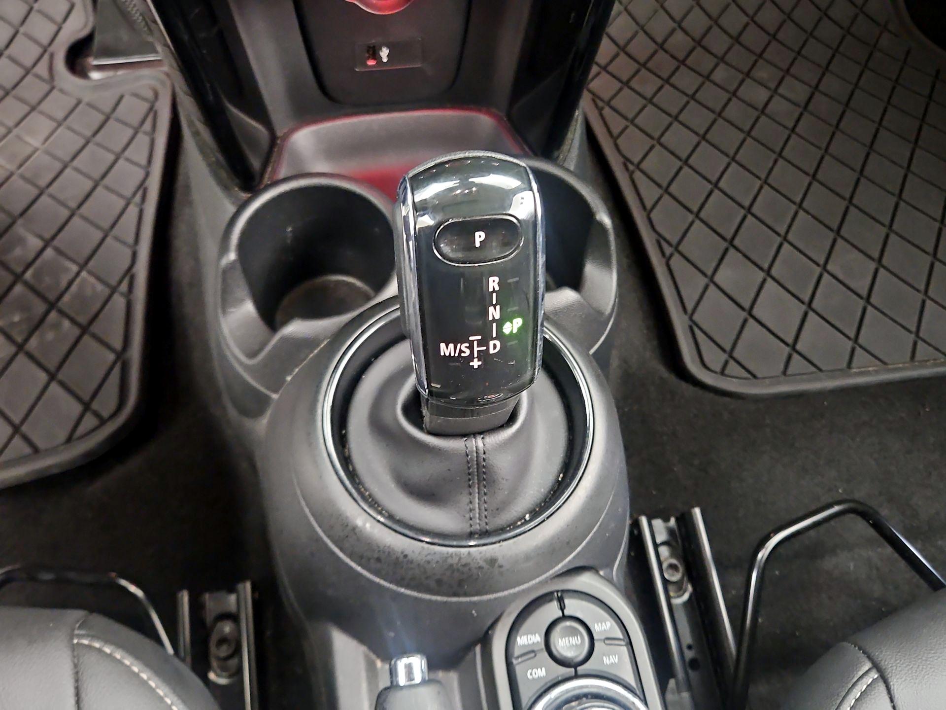 Thumbnail: 2021 MINI Cooper Hardtop - 17