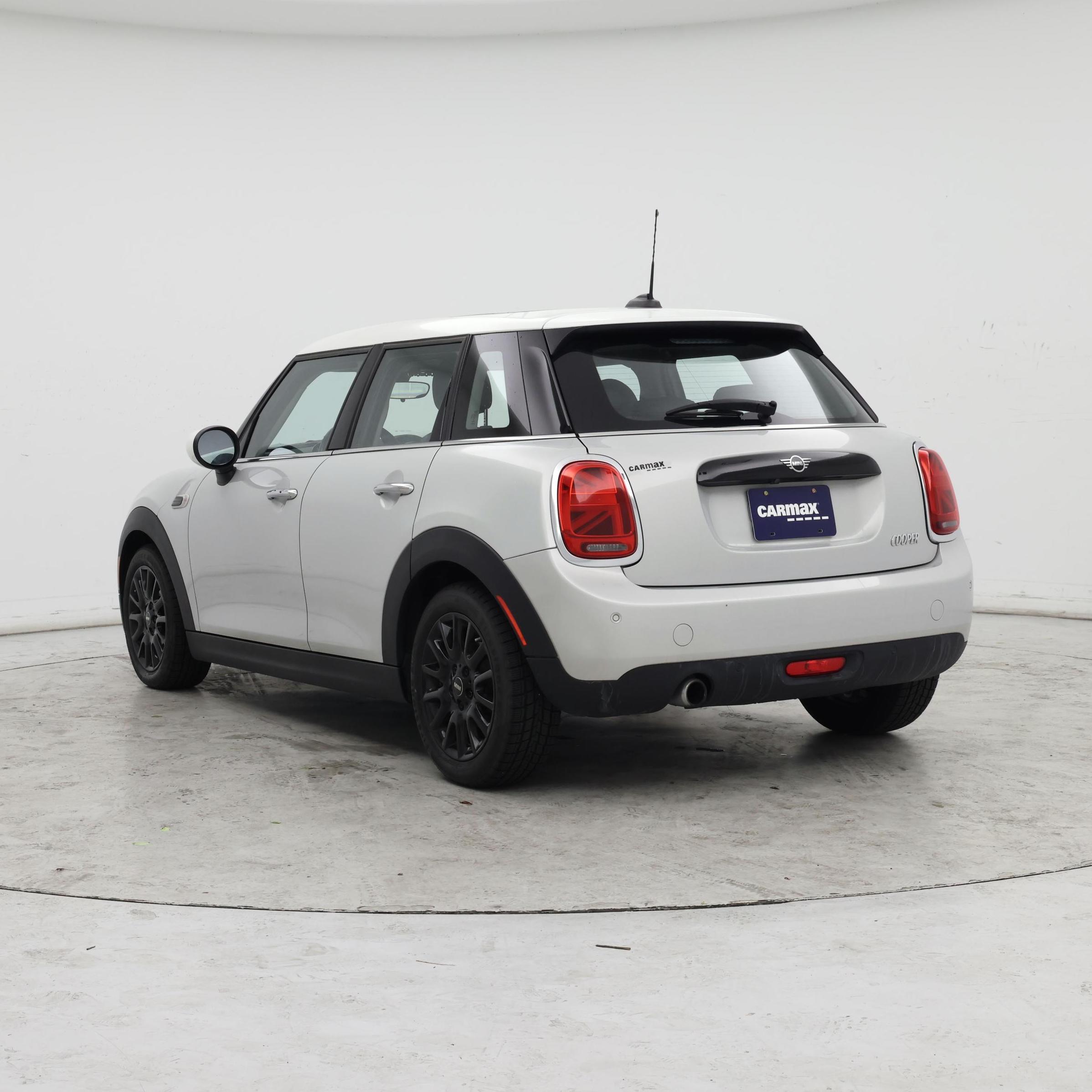 Thumbnail: 2021 MINI Cooper Hardtop - 2