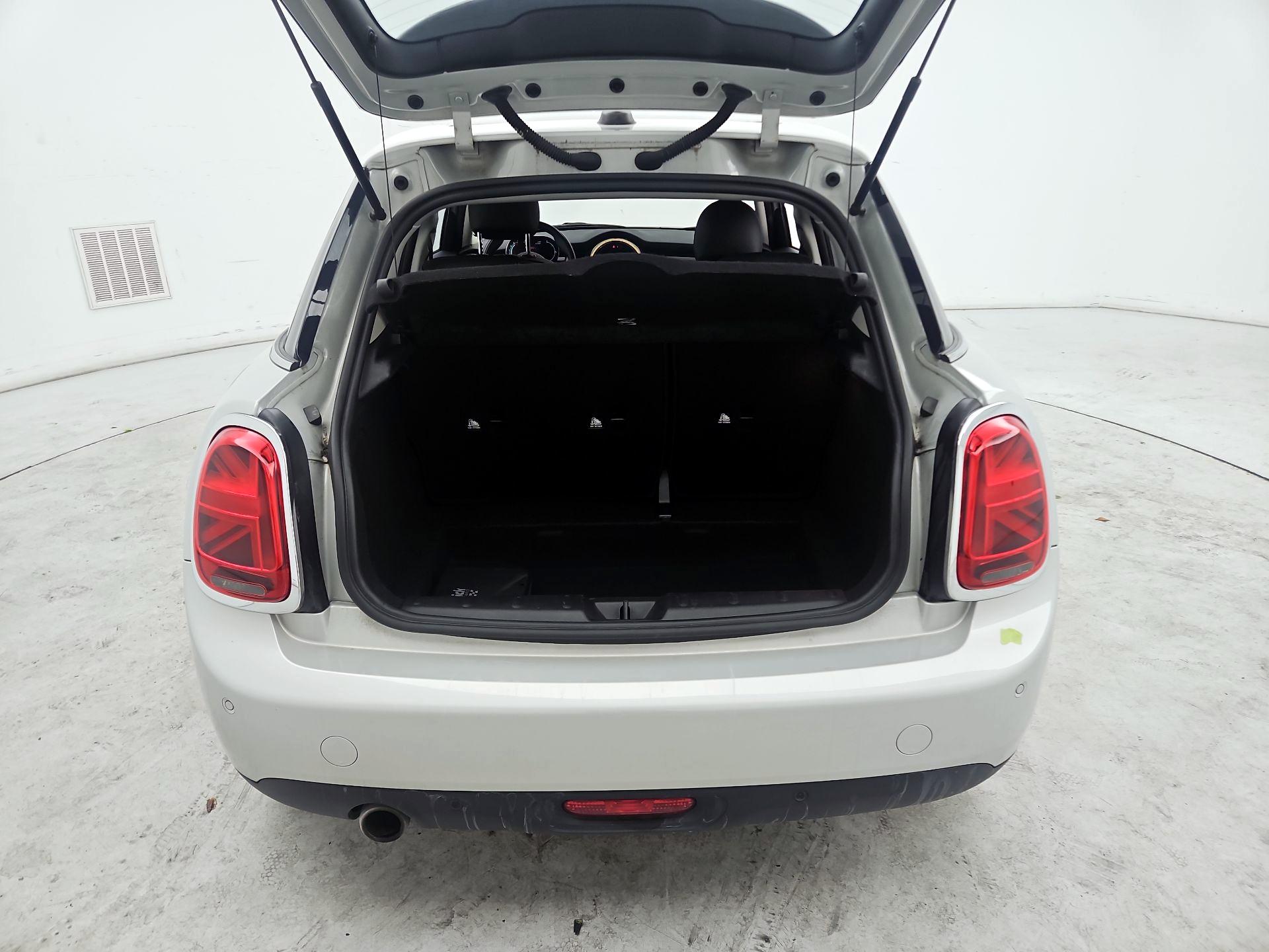 Thumbnail: 2021 MINI Cooper Hardtop - 20