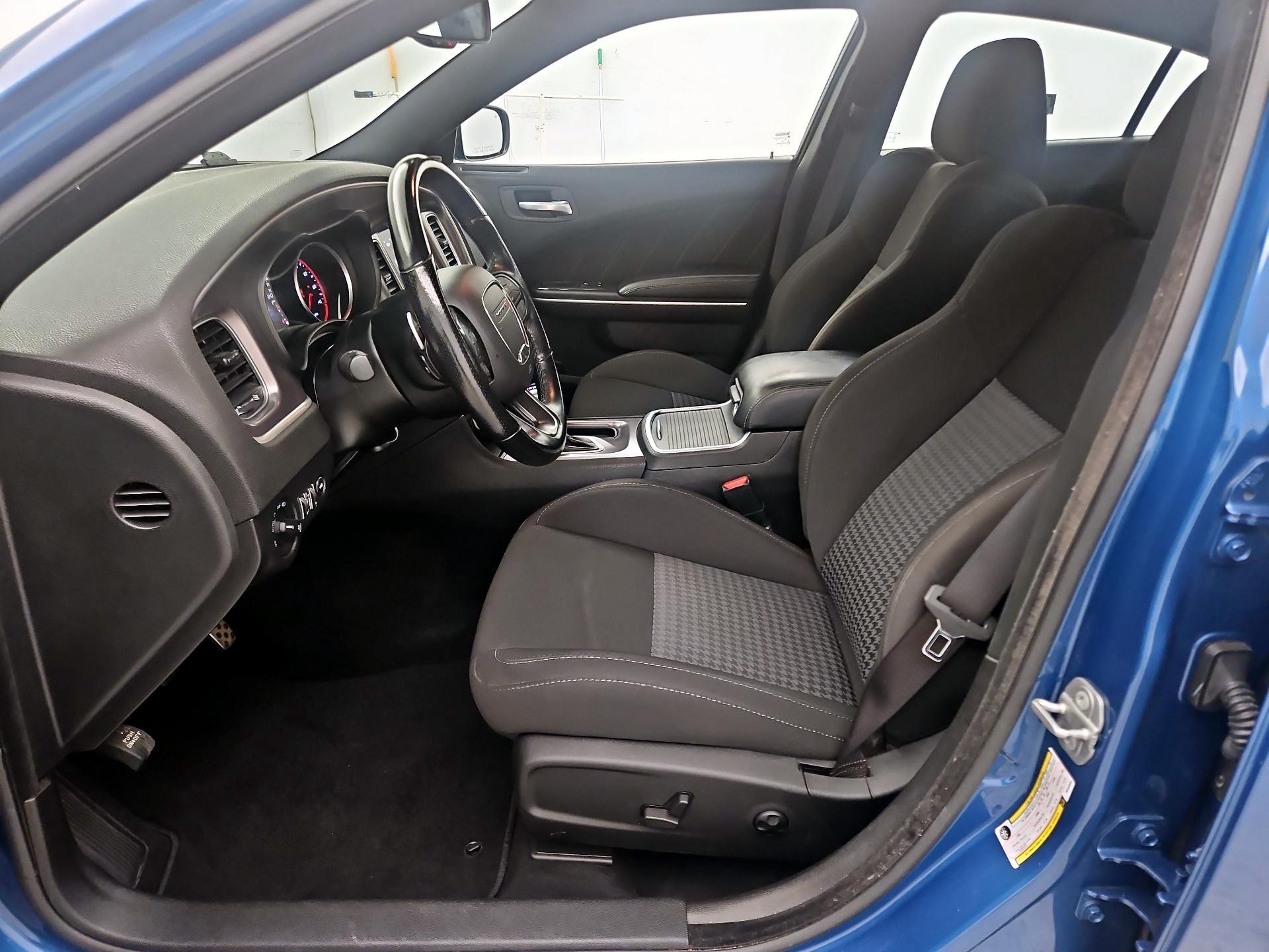 Thumbnail: 2021 Dodge Charger - 11
