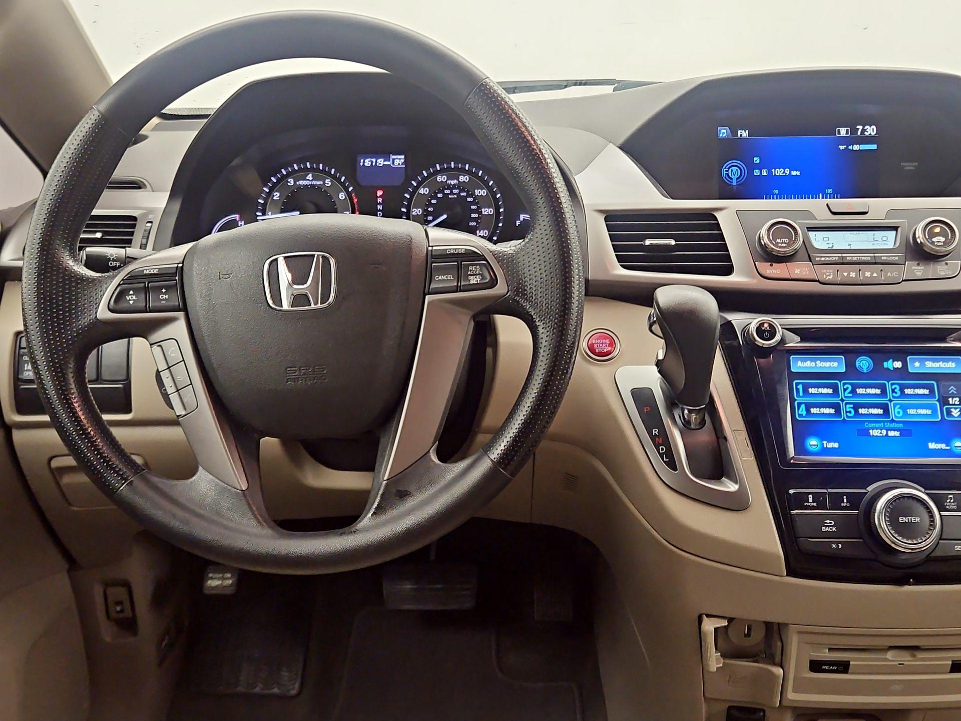Thumbnail: 2016 Honda Odyssey - 10