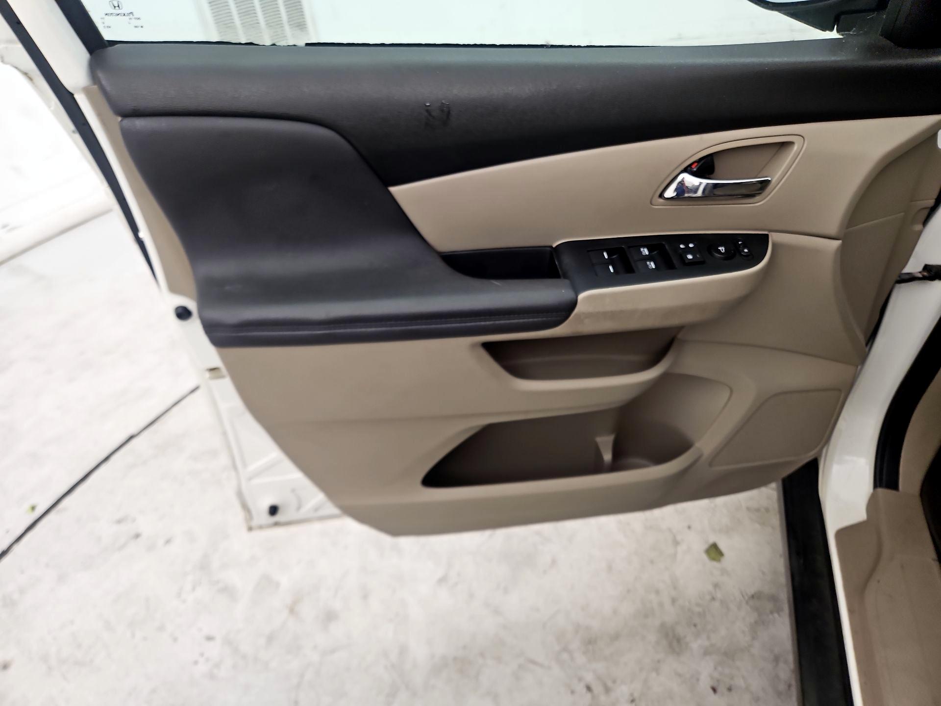 Thumbnail: 2016 Honda Odyssey - 12