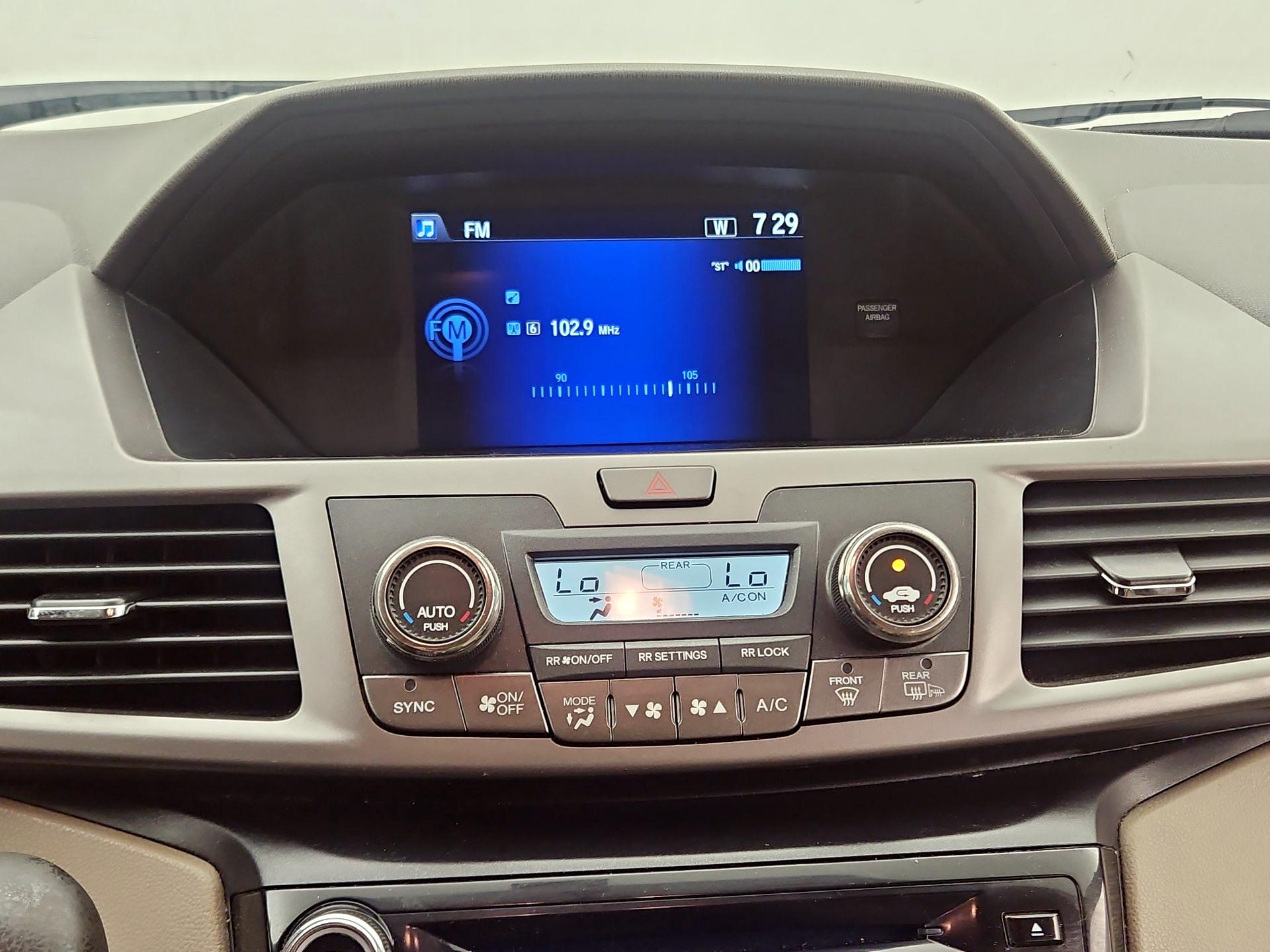 Thumbnail: 2016 Honda Odyssey - 15