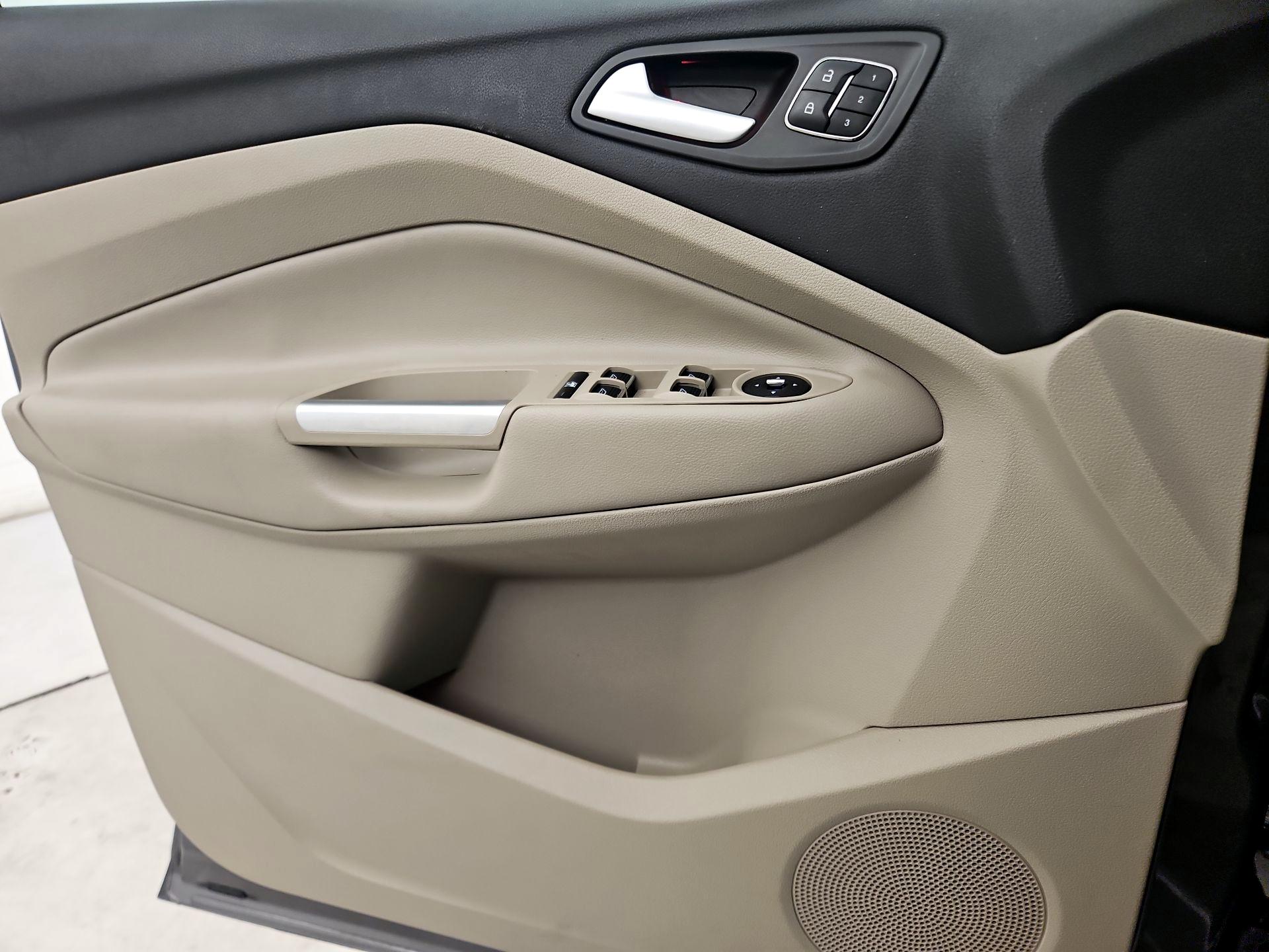 Thumbnail: 2014 Ford Escape - 12