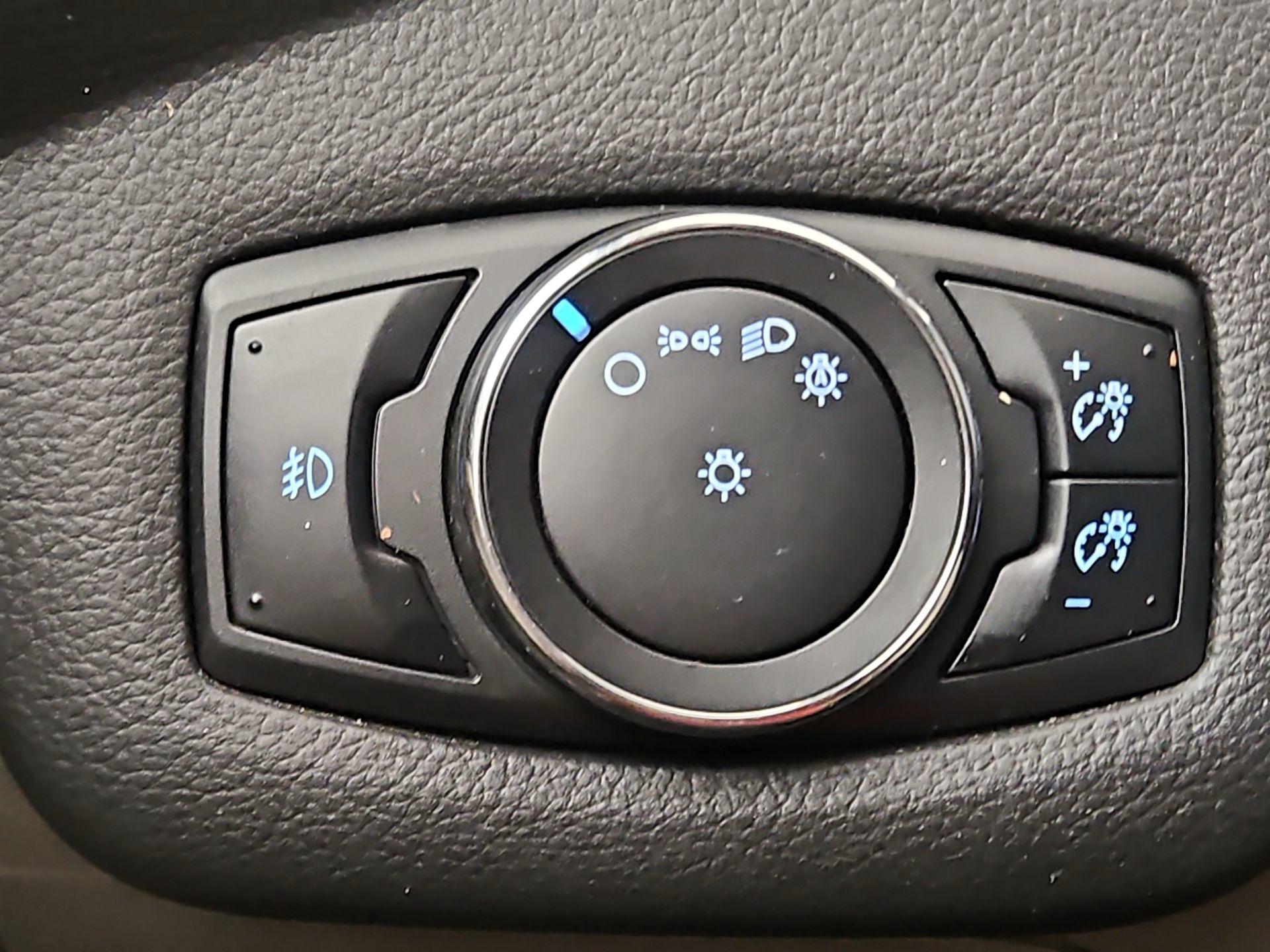 Thumbnail: 2014 Ford Escape - 13