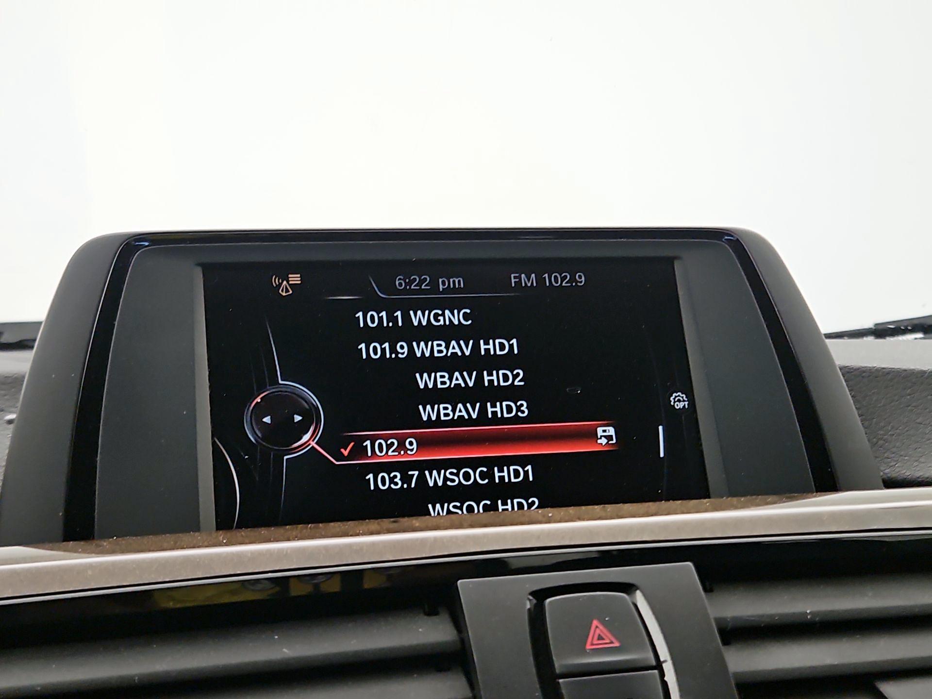Thumbnail: 2015 BMW 3 Series - 15