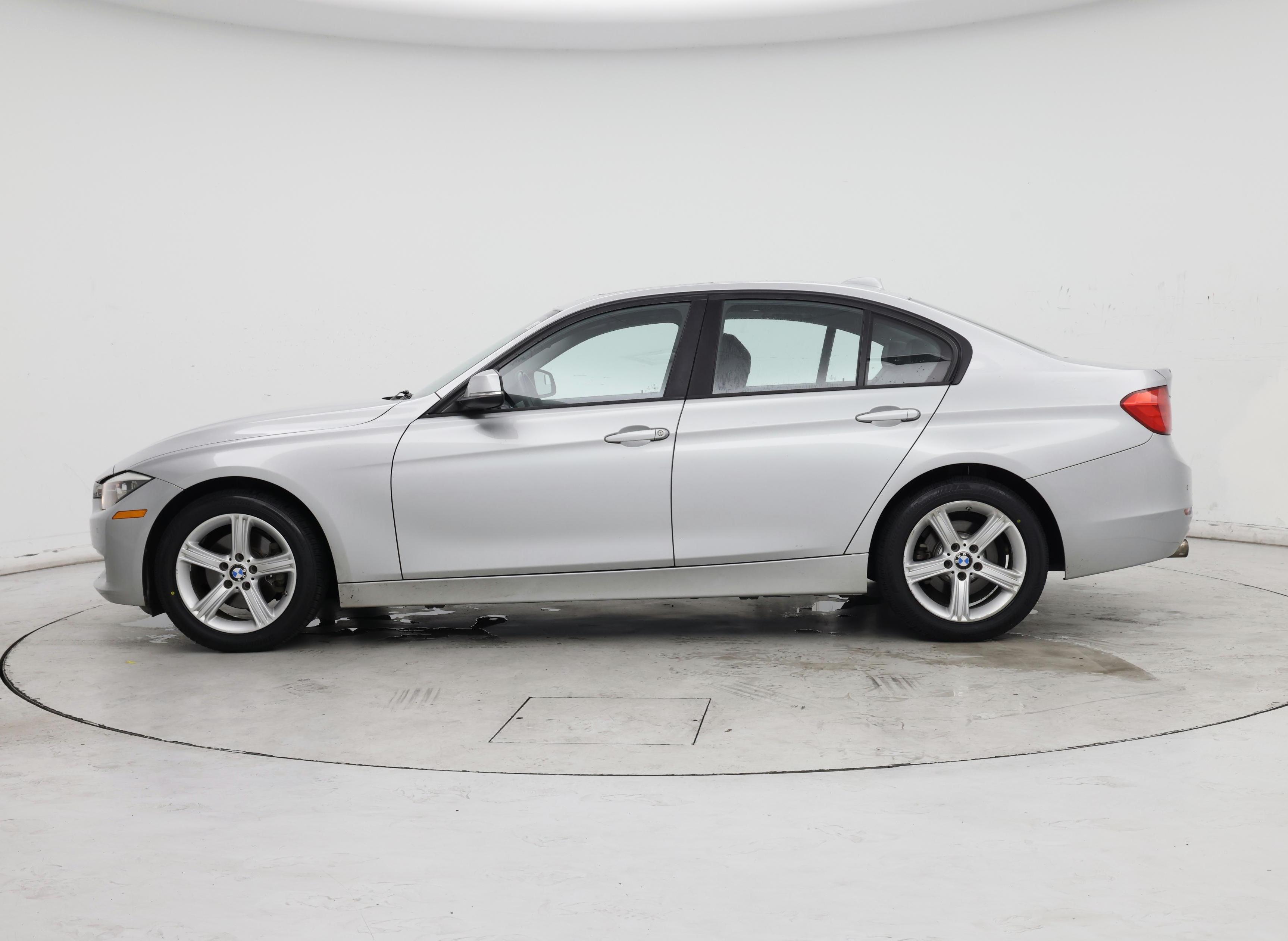 Thumbnail: 2015 BMW 3 Series - 3
