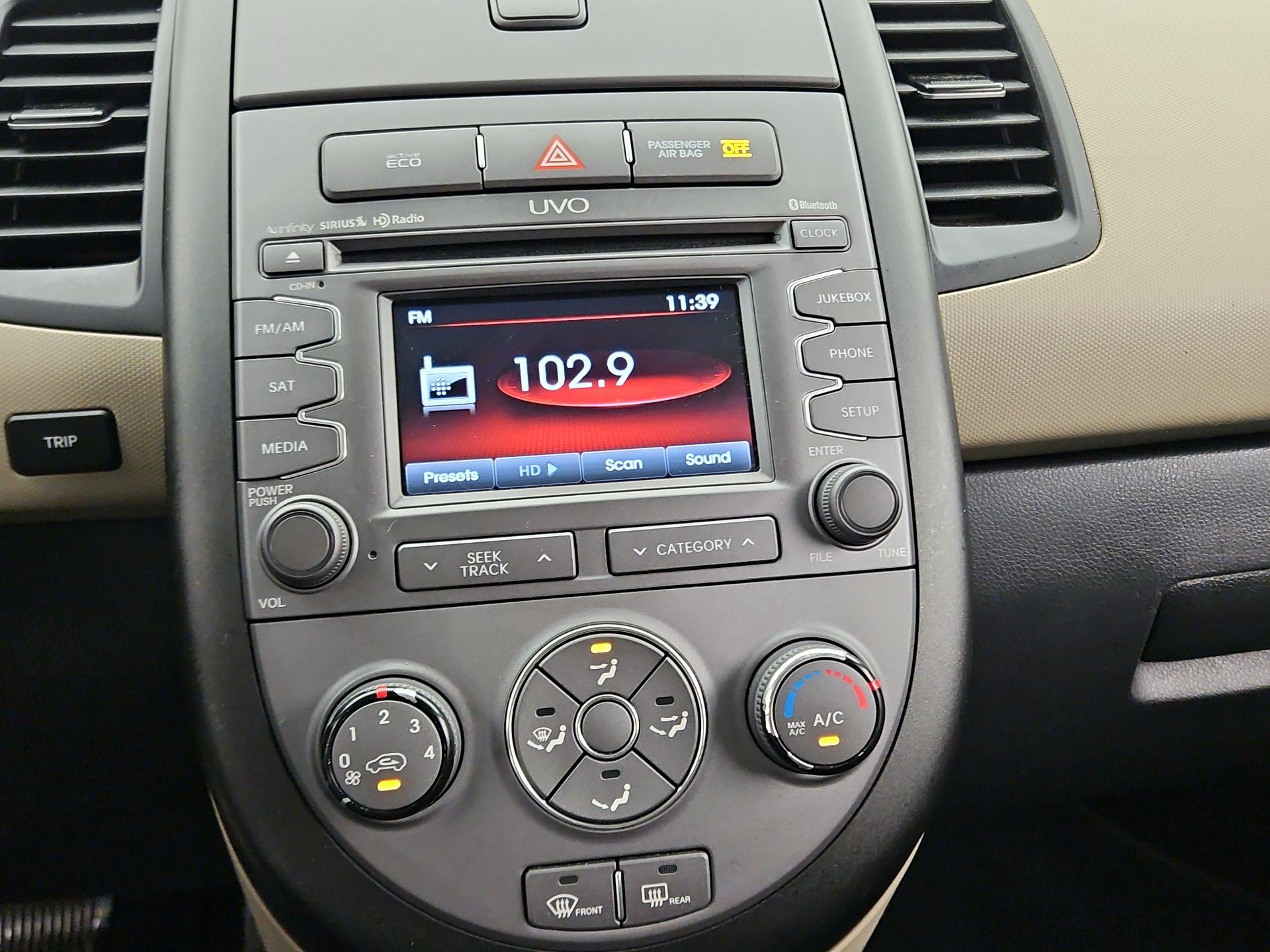 Thumbnail: 2013 Kia Soul - 15