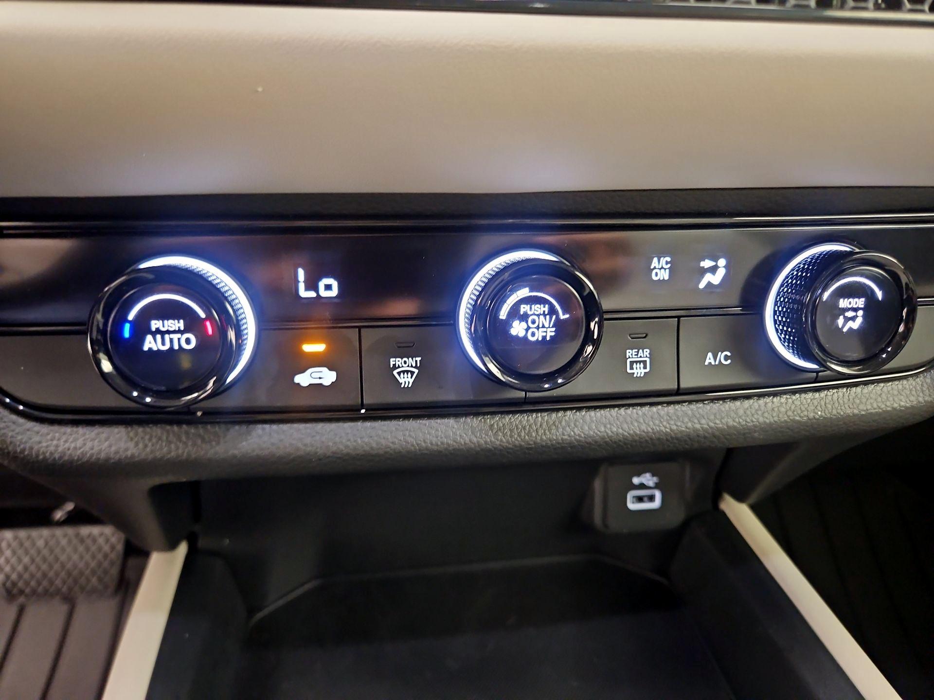Thumbnail: 2025 Honda HR-V - 16