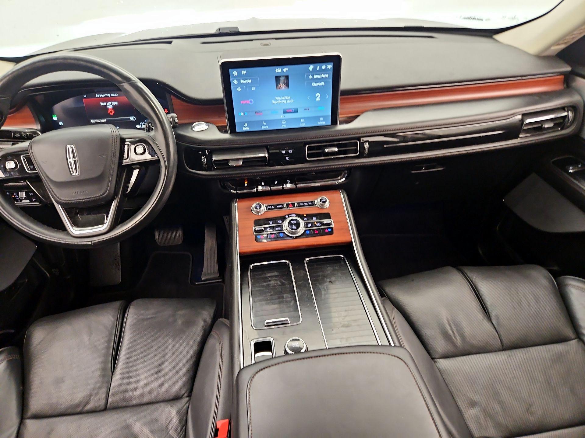Thumbnail: 2021 Lincoln Aviator - 9