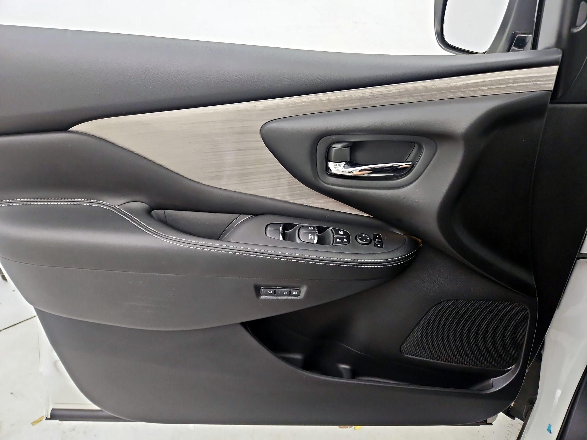 Thumbnail: 2017 Nissan Murano - 12