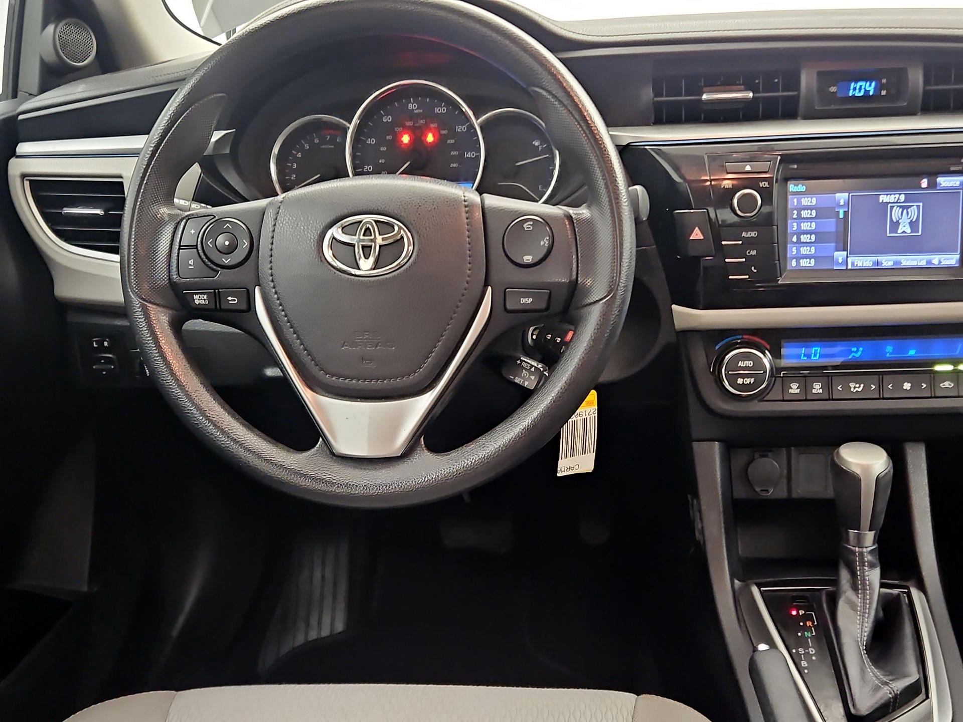 Thumbnail: 2016 Toyota Corolla - 10