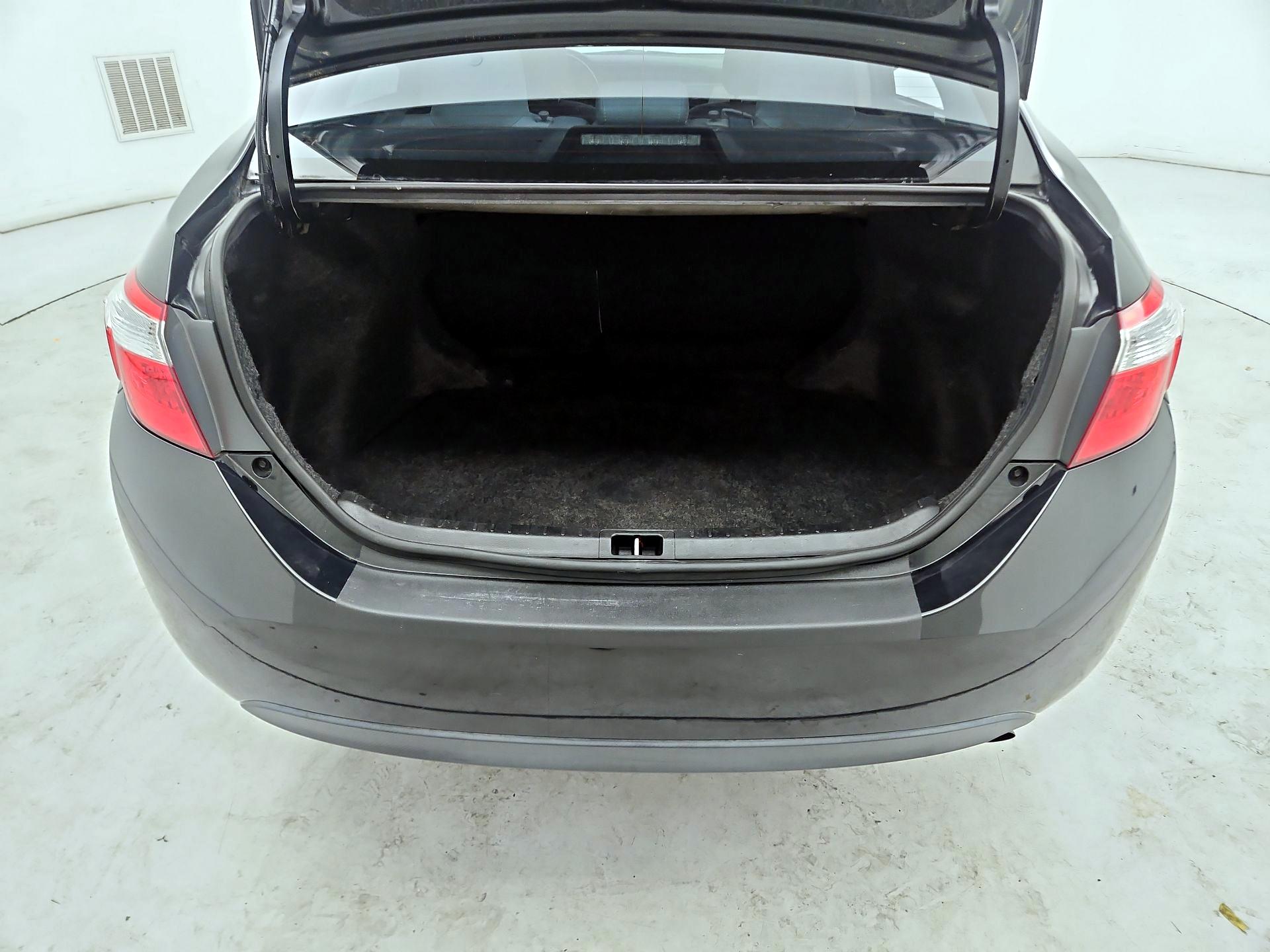 Thumbnail: 2016 Toyota Corolla - 20
