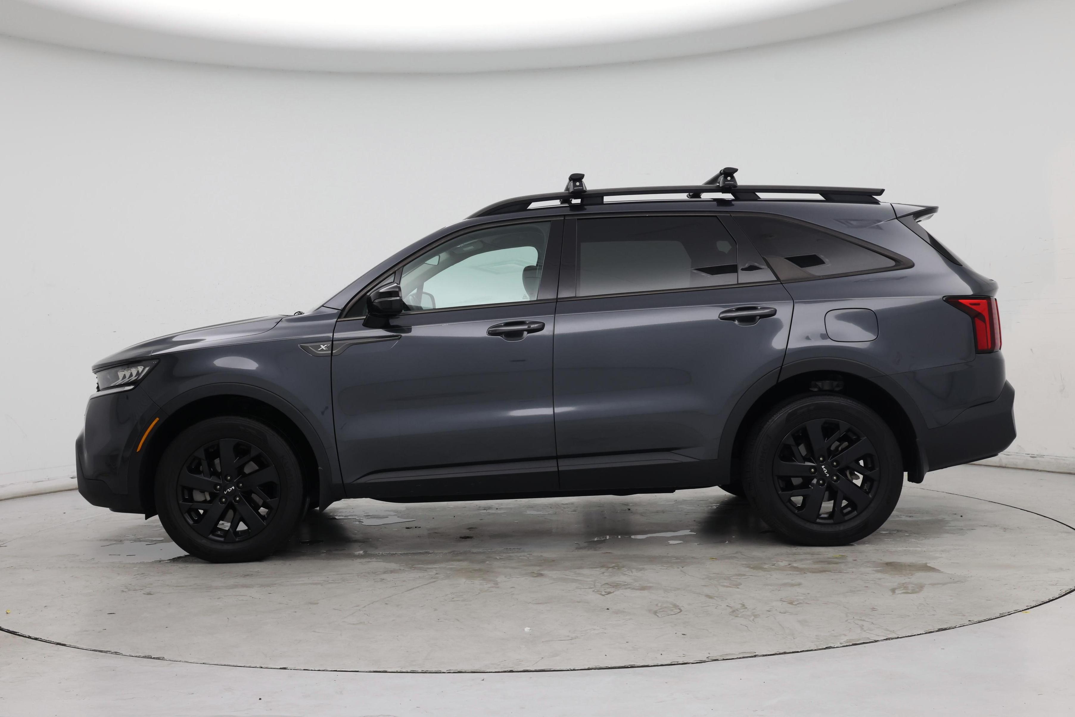 Thumbnail: 2022 Kia Sorento - 3