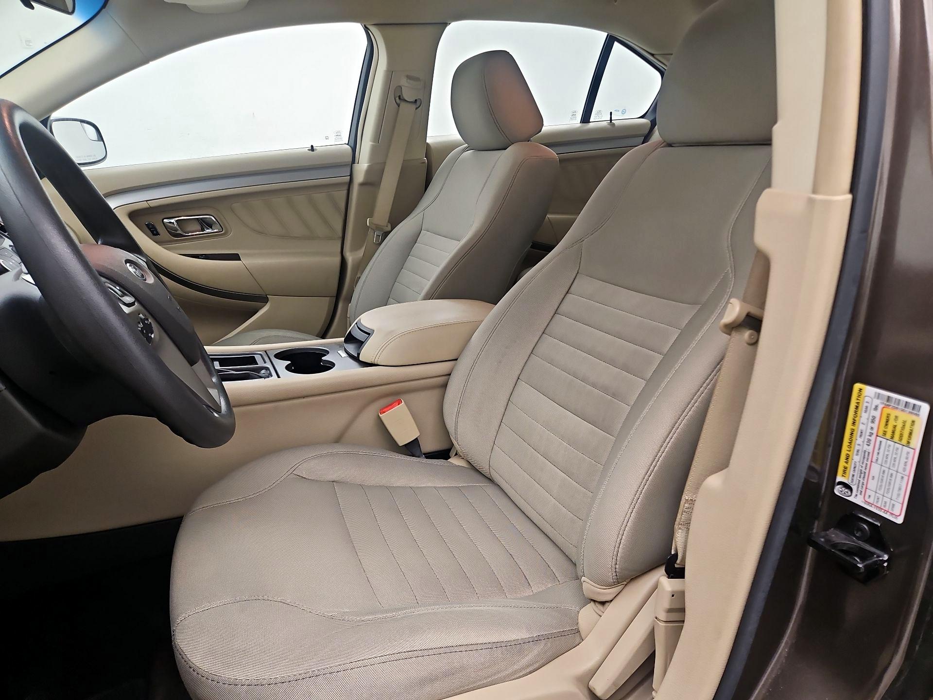 Thumbnail: 2016 Ford Taurus - 11